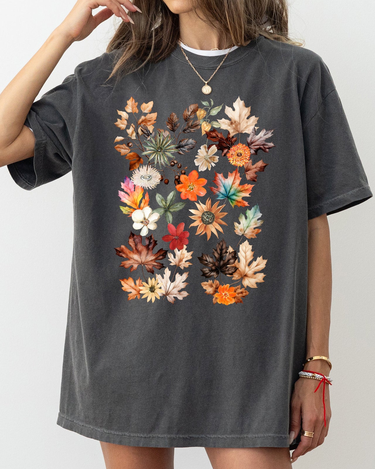 Autumn Pressed Leaves Beautiful Nature Flowers Botanical Fall Comfort Colors Tee