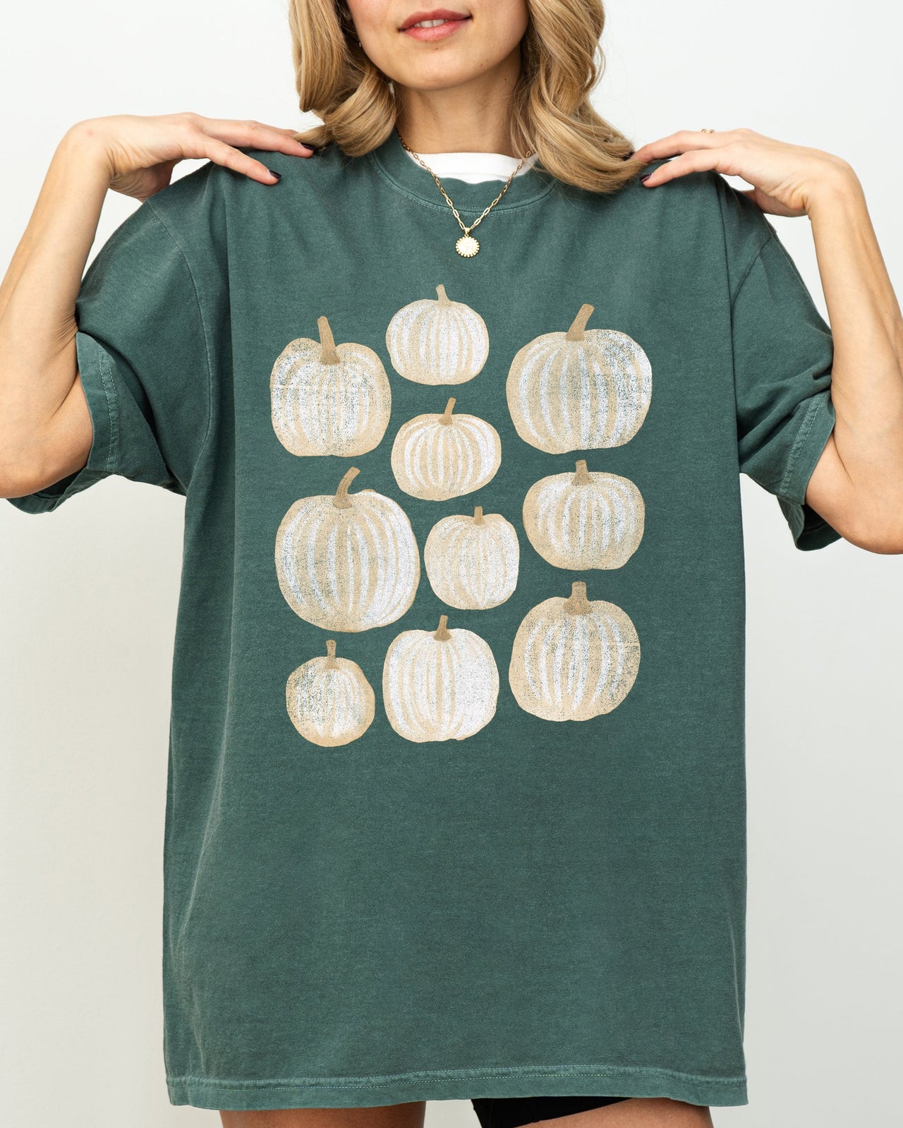Autumn Pumpkins, Simplicity, Fall, Thanksgiving, Halloween Seasonal Comfort Colors Tee