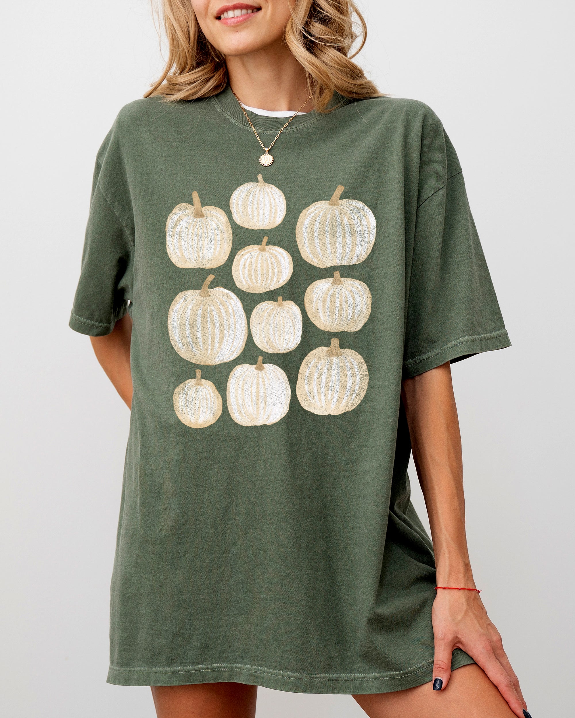 Autumn Pumpkins, Simplicity, Fall, Thanksgiving, Halloween Seasonal Comfort Colors Tee