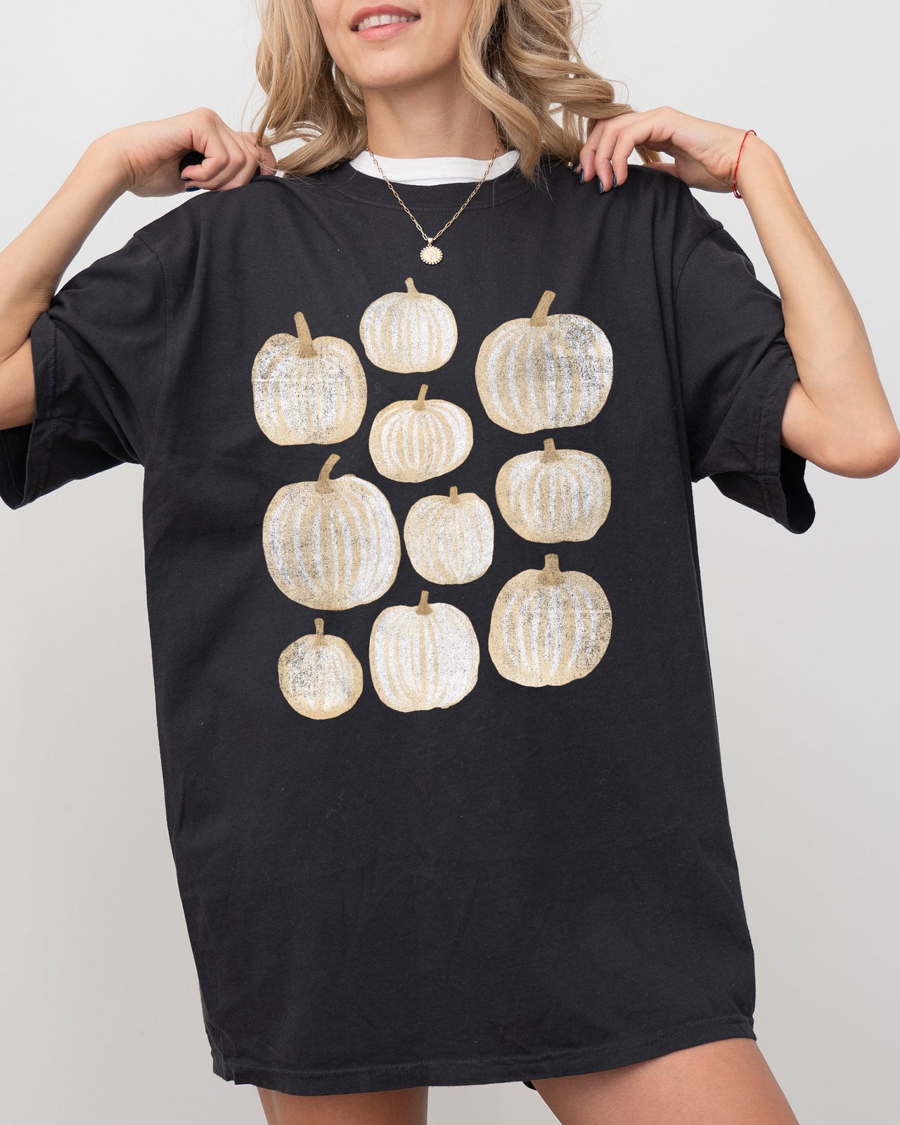 Autumn Pumpkins, Simplicity, Fall, Thanksgiving, Halloween Seasonal Comfort Colors Tee