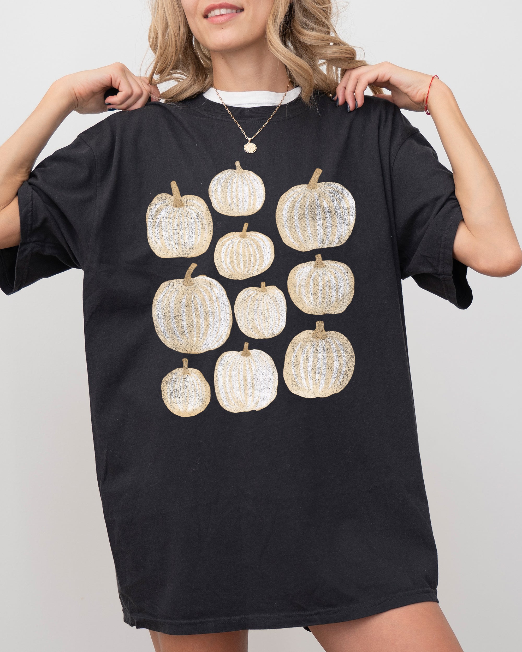 Autumn Pumpkins, Simplicity, Fall, Thanksgiving, Halloween Seasonal Comfort Colors Tee