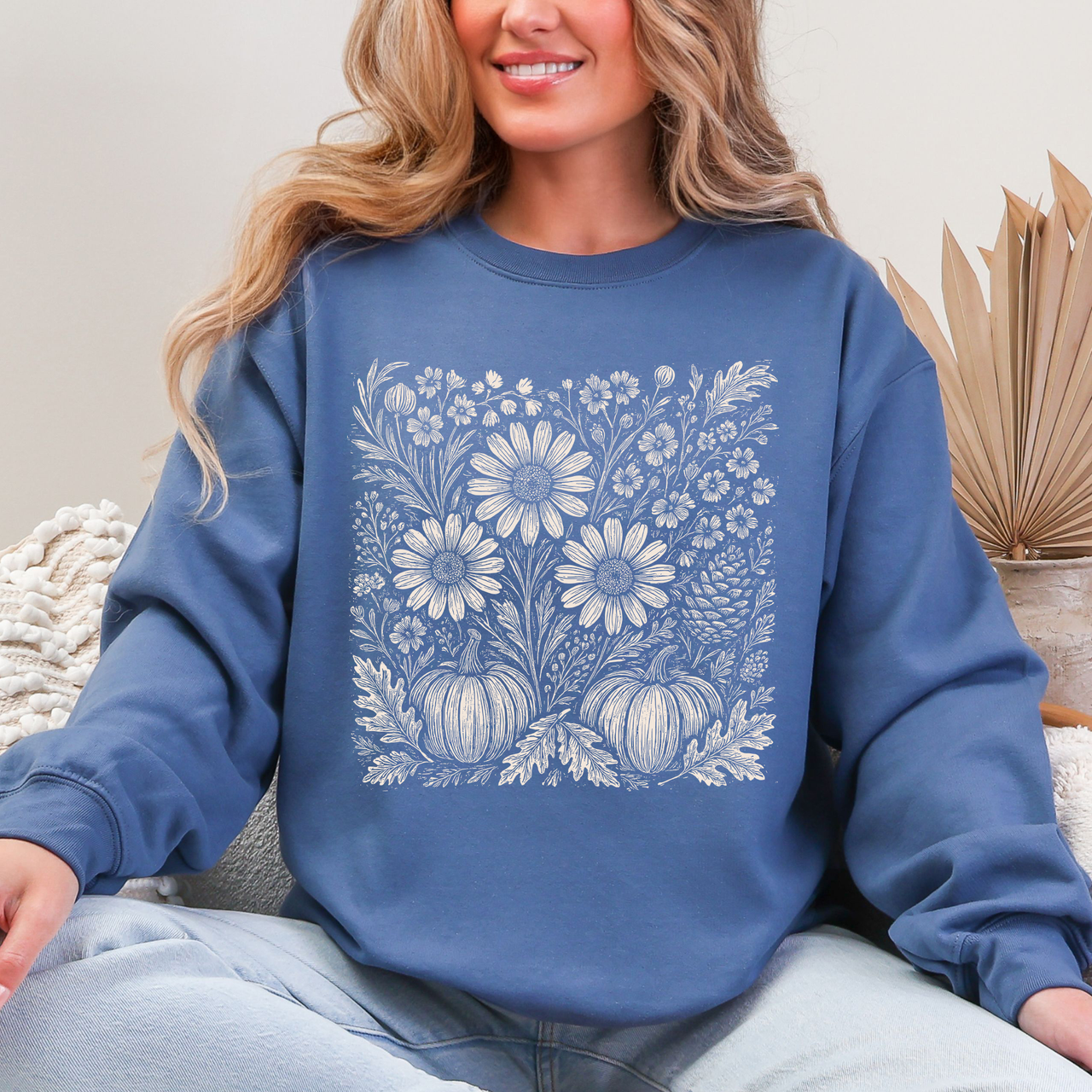 Autumn Wildflowers Minimalist Gorgeous Fall Pumpkin Botanical Cozy Autumnal Sweatshirt