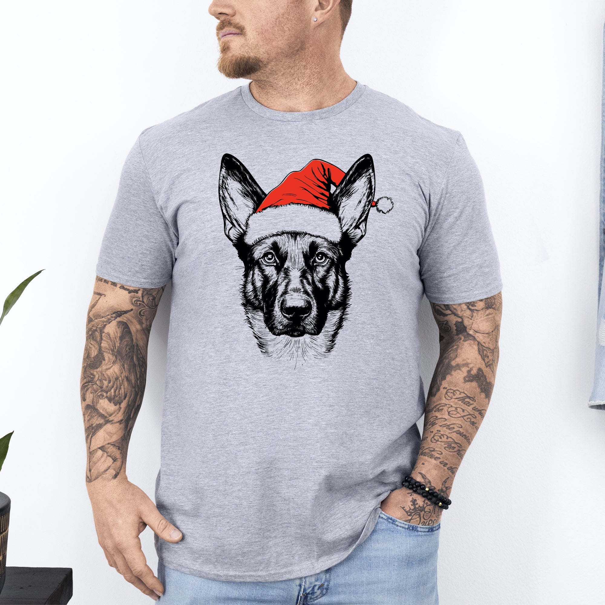 Belgian Malinois Santa Christmas Dog Lover Pet Holiday Illustration Holiday Edition Comfort Colors Tee