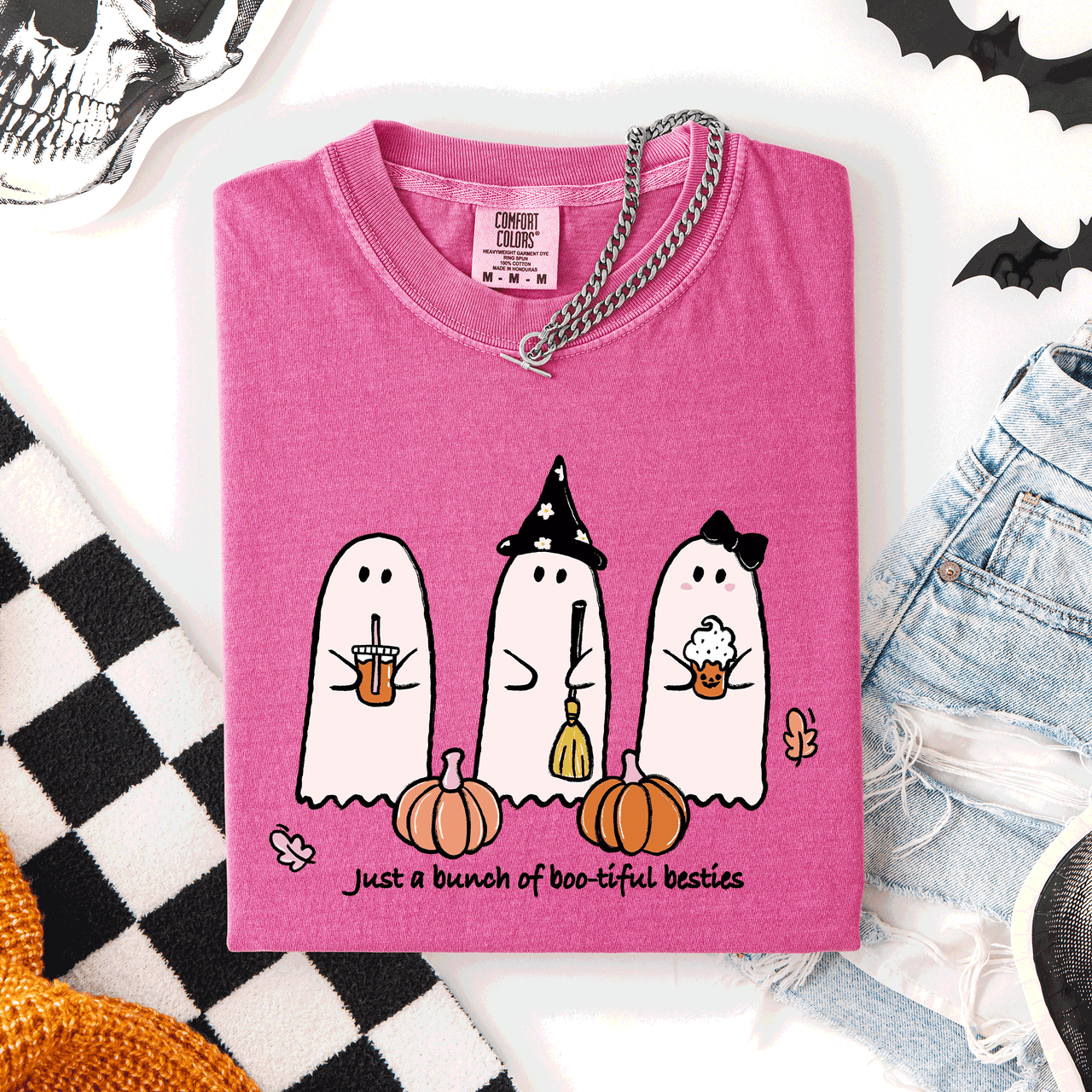 Besties Halloween Ghosts Cute Witch Pumpkin Festive Portrait Illustration Comfort Colors Tee