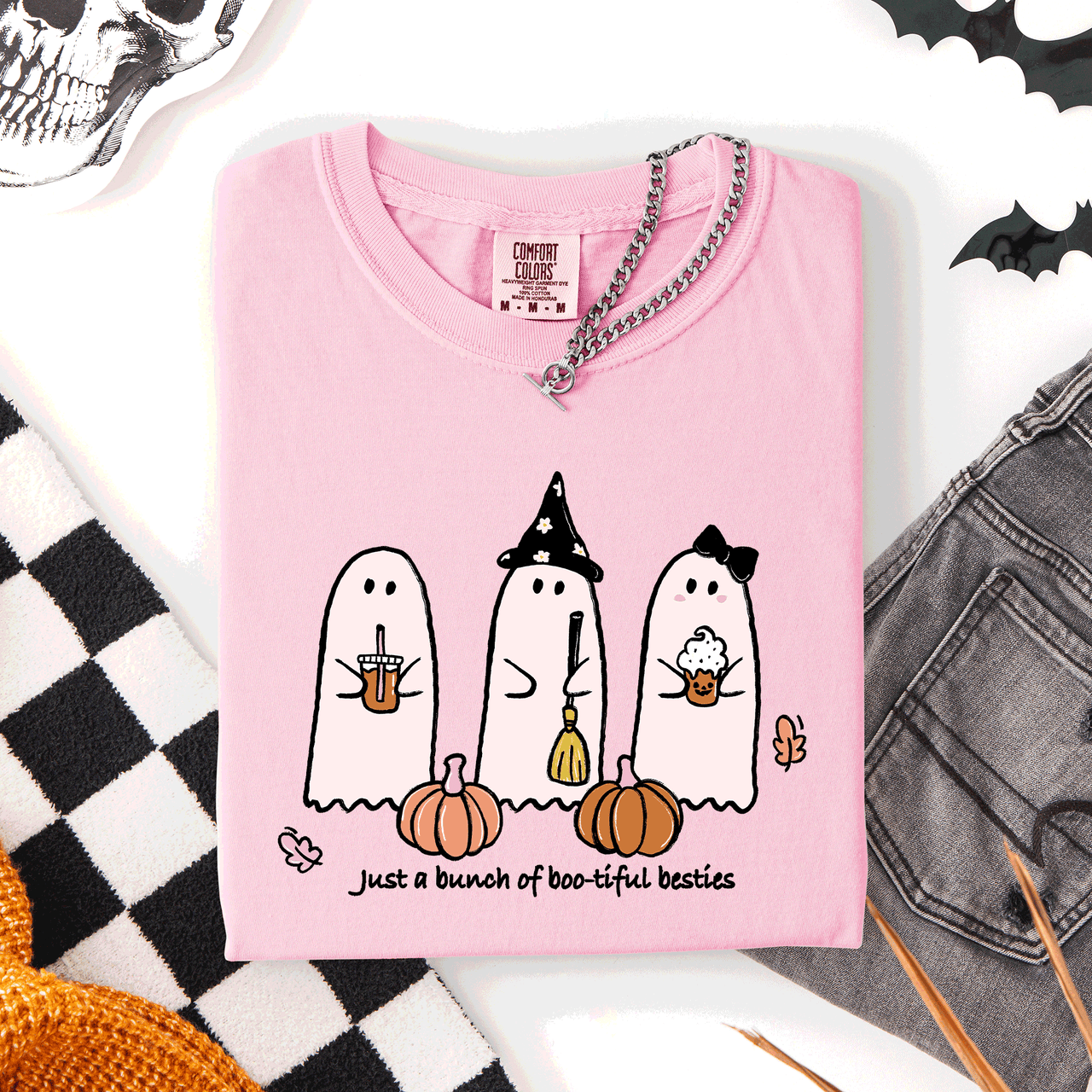 Besties Halloween Ghosts Cute Witch Pumpkin Festive Portrait Illustration Comfort Colors Tee