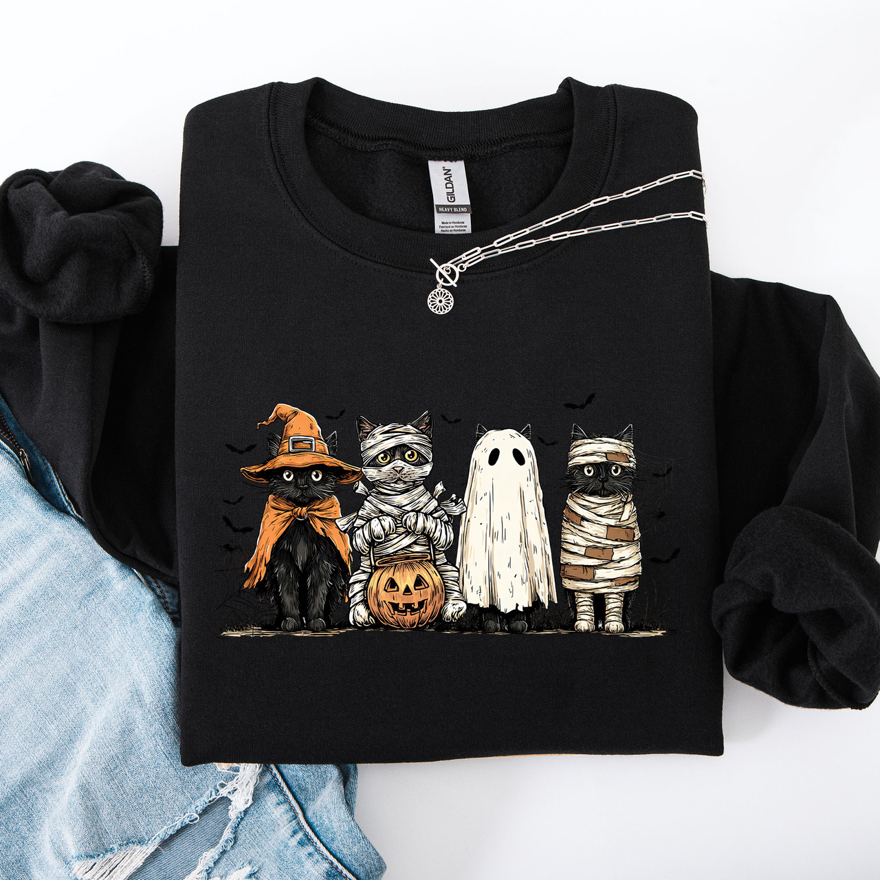 Shimmering Ghost Halloween Black Cat Pumpkin Ghost Cats Retro Gothic Autumn Sweatshirt