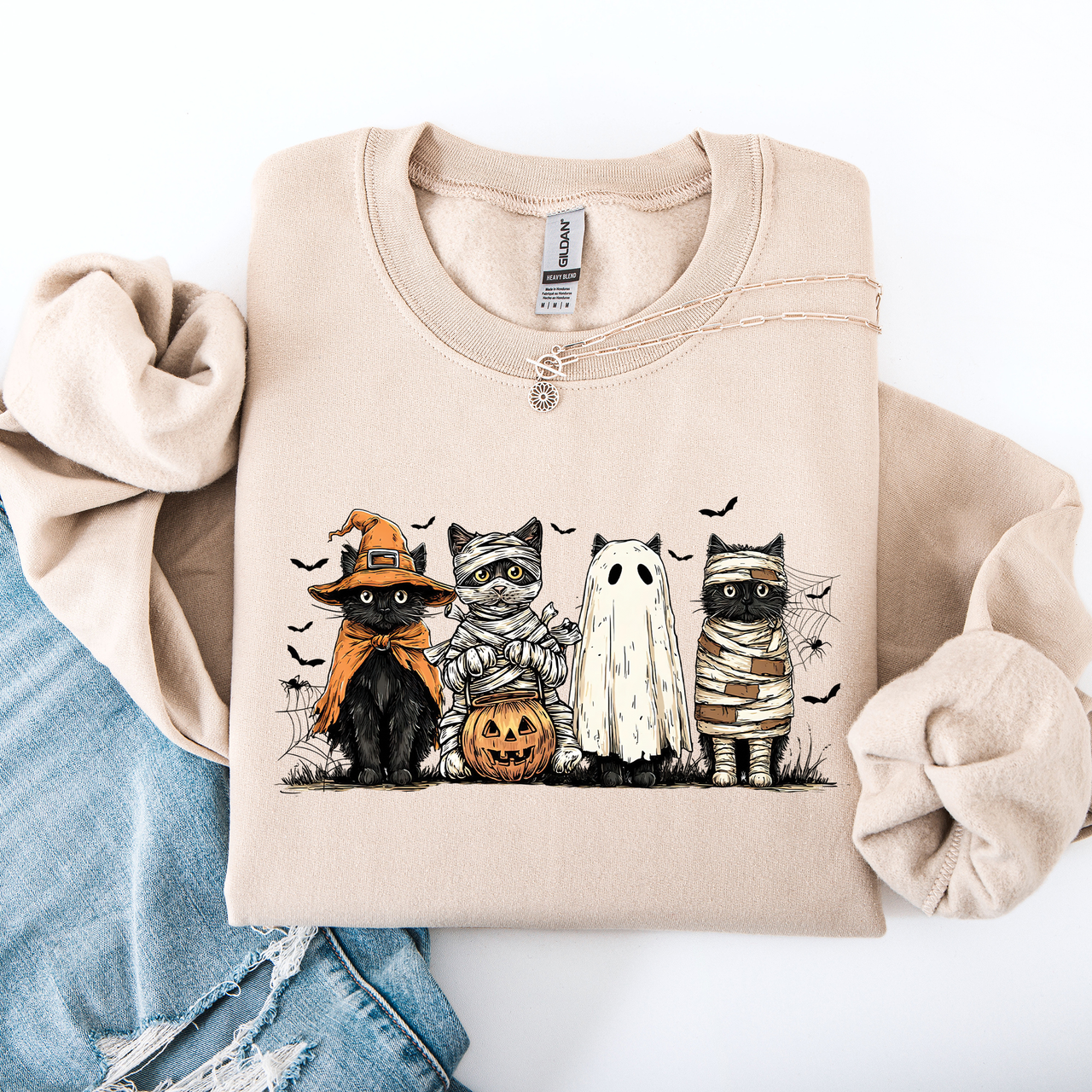 Shimmering Ghost Halloween Black Cat Pumpkin Ghost Cats Retro Gothic Autumn Sweatshirt