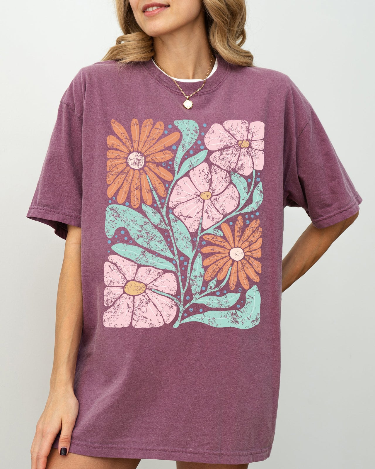 Bohemian Gorgeous Abstract Flowers Boho Floral Design Summer Vibes Gardening Festival Nature Comfort Colors Tee