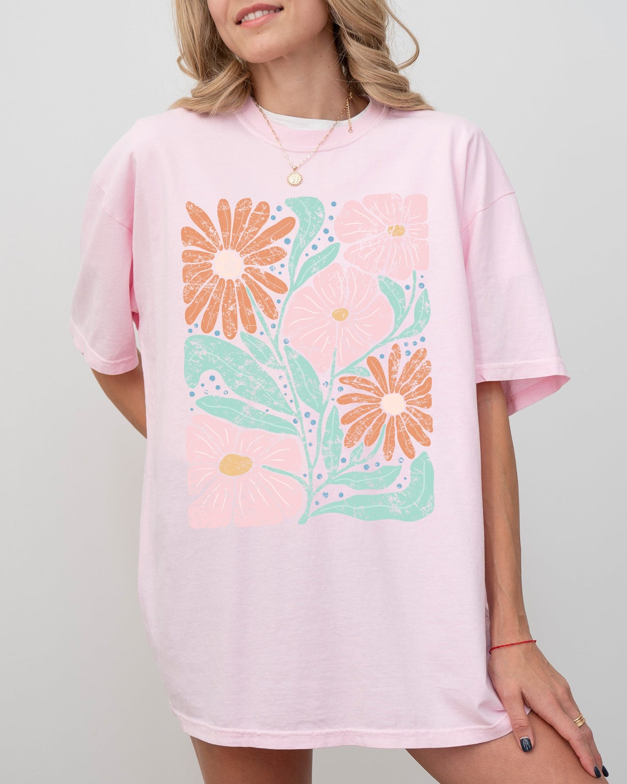 Bohemian Gorgeous Abstract Flowers Boho Floral Design Summer Vibes Gardening Festival Nature Comfort Colors Tee