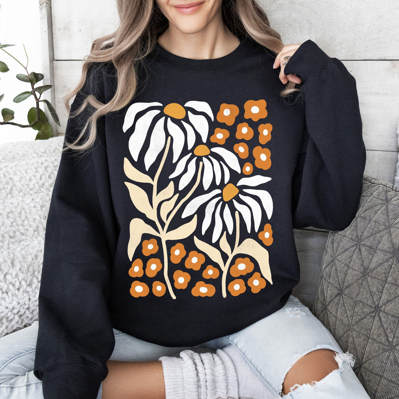Boho Daisies, Boho Retro Floral Design Vintage Bohemian Blossom Pattern Sweatshirt