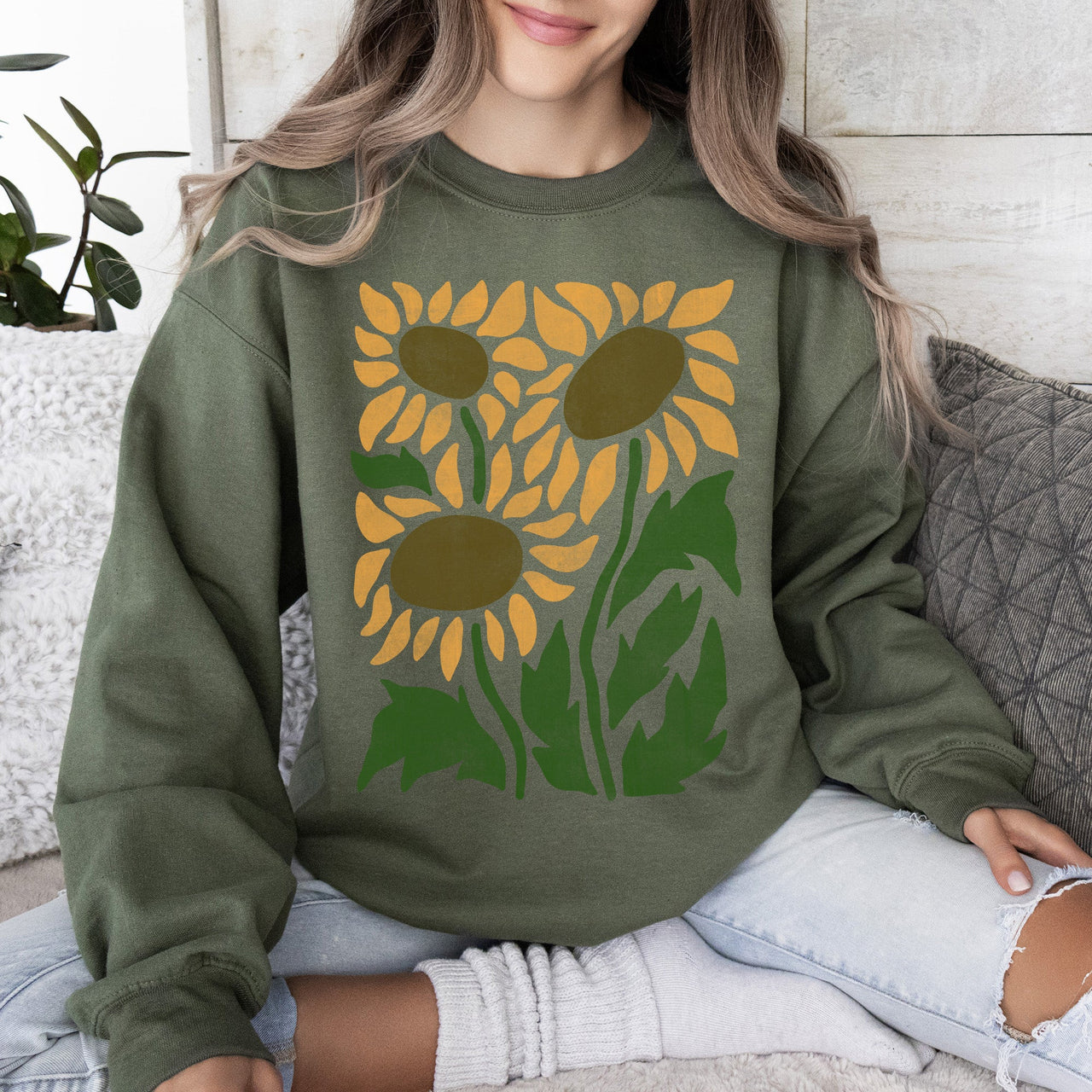 Boho Sunflowers Retro Floral Vintage Bohemian Garden Print Soft Cozy Comfort Sweatshirt