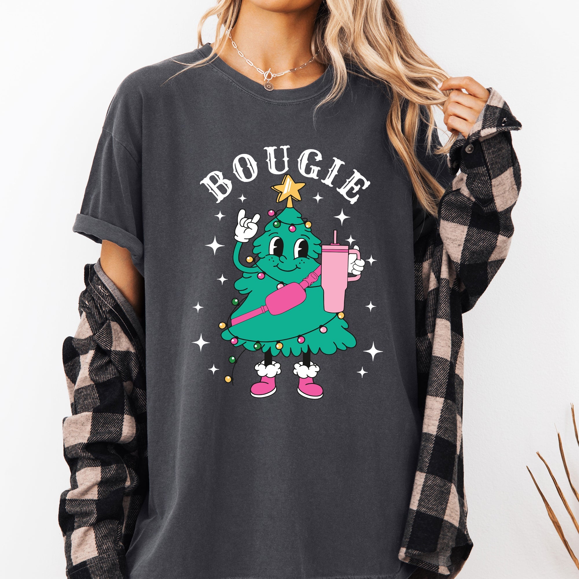 Bougie Christmas Tree Santa Winter Snow Xmas Holiday Ornament Illustration Comfort Colors Tee