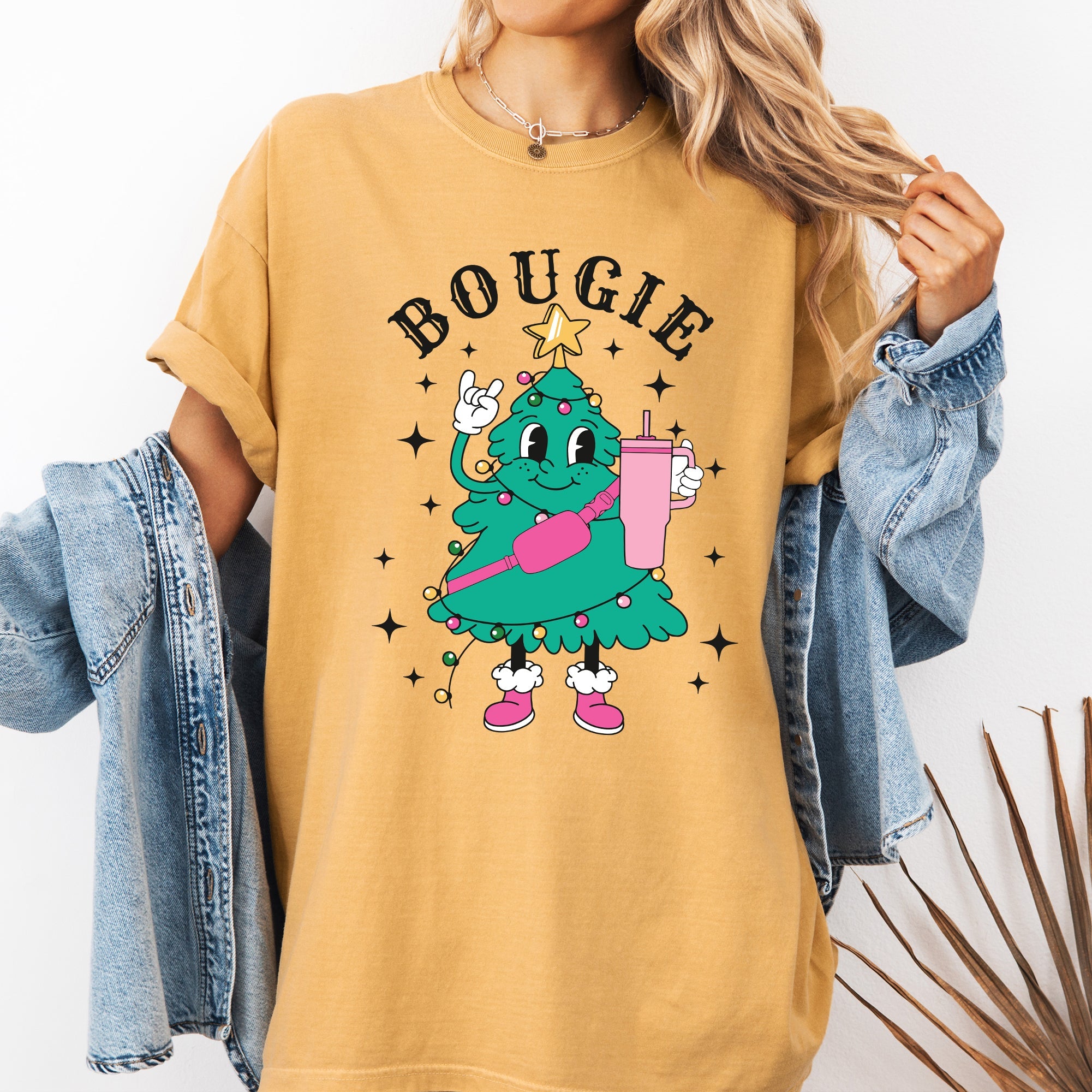 Bougie Christmas Tree Santa Winter Snow Xmas Holiday Ornament Illustration Comfort Colors Tee