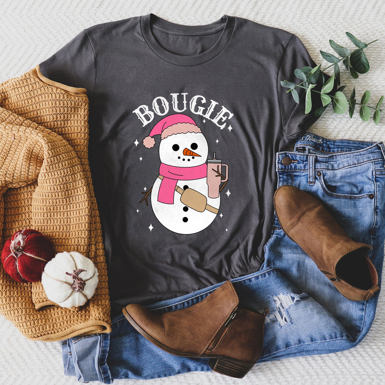 Bougie Snowman Graphic Tee
