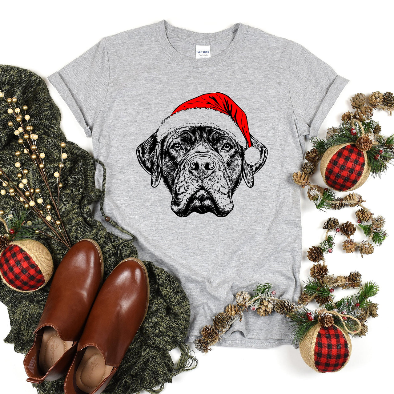 Bull Mastiff Santa Claus Christmas Dog Lover Illustration Print Comfort Colors Tee