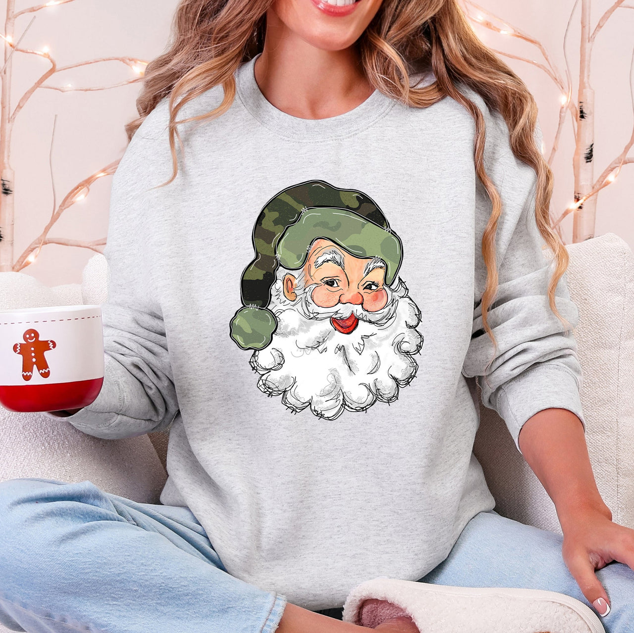 Camo Santa Retro Christmas Hunting Festive Outdoor Santa Theme Vintage Rustic Winter Style Illustration Sweatshirt