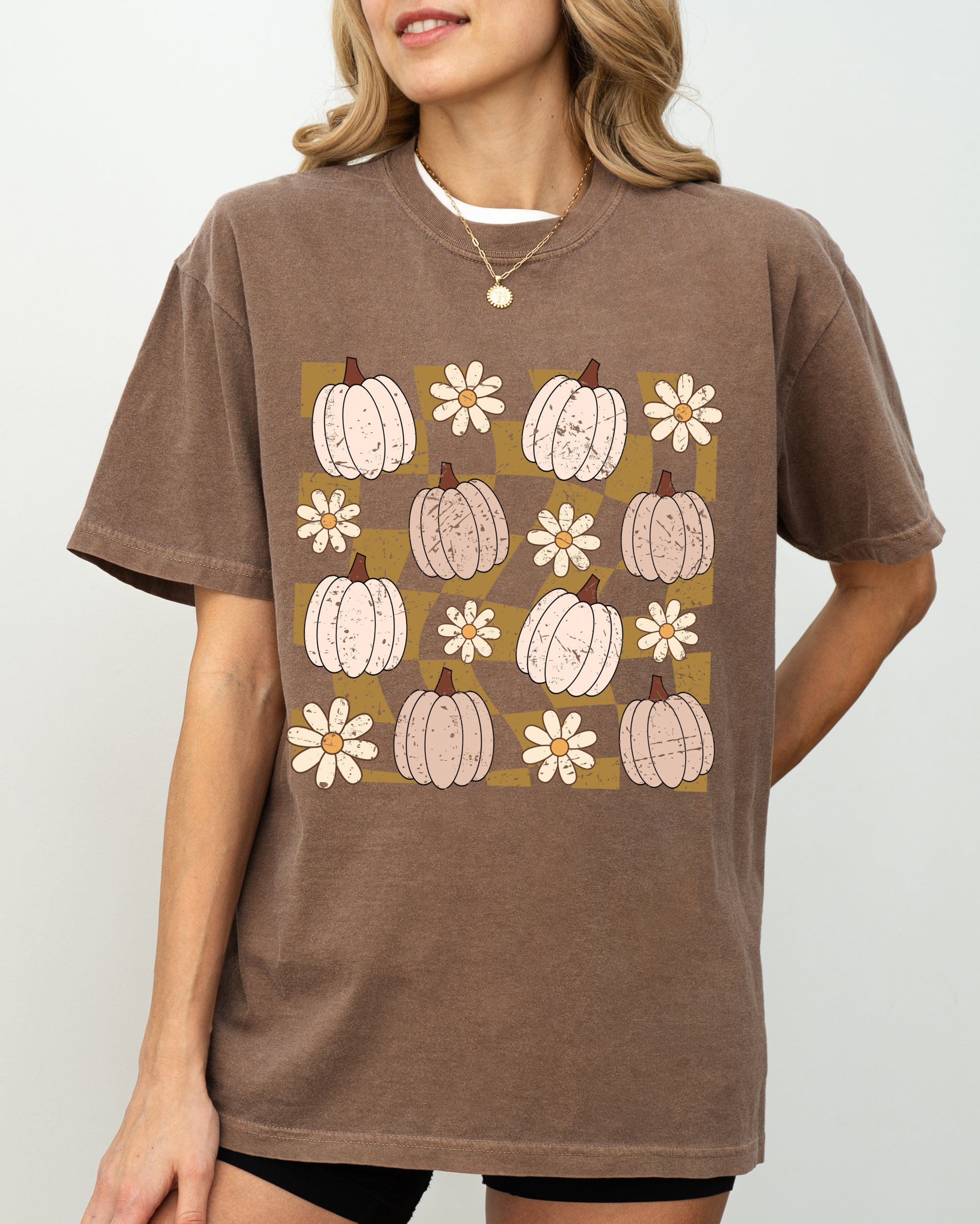 Checkered Pumpkins Daisies Flowers Retro Hippie Halloween Autumn Positivity Comfort Colors Tee