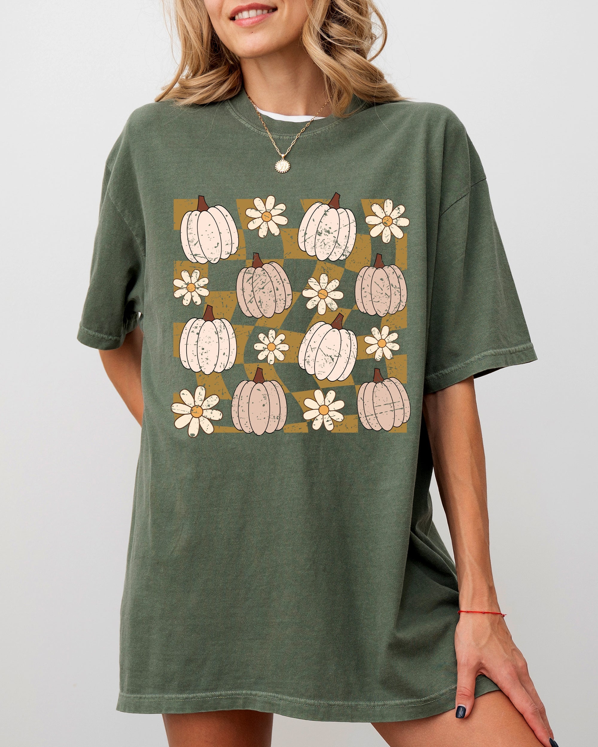 Checkered Pumpkins Daisies Flowers Retro Hippie Halloween Autumn Positivity Comfort Colors Tee