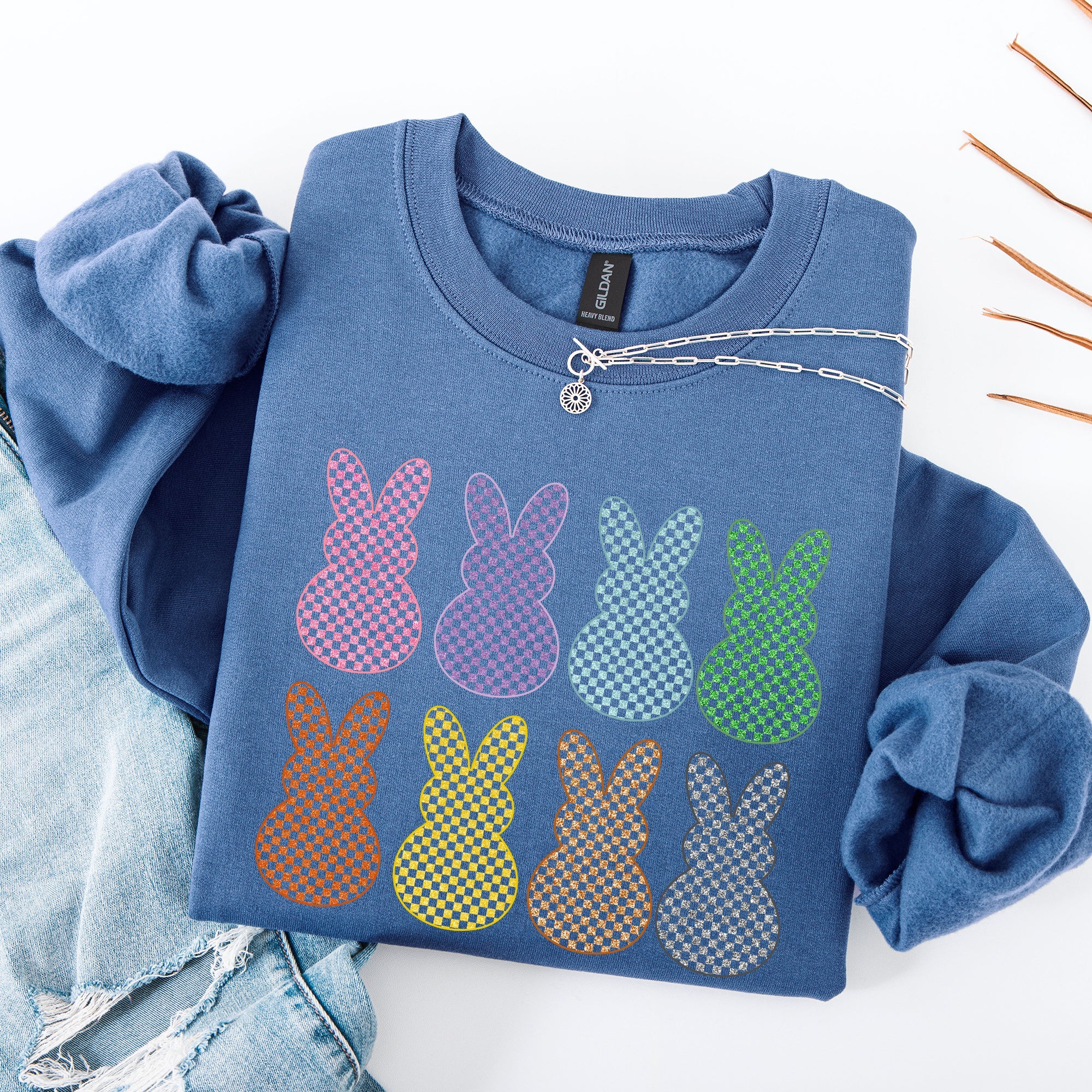 Checkered Faux Glitter Bunnies Easter Jesus Rabbit Holiday Scene Design Sweatshirt