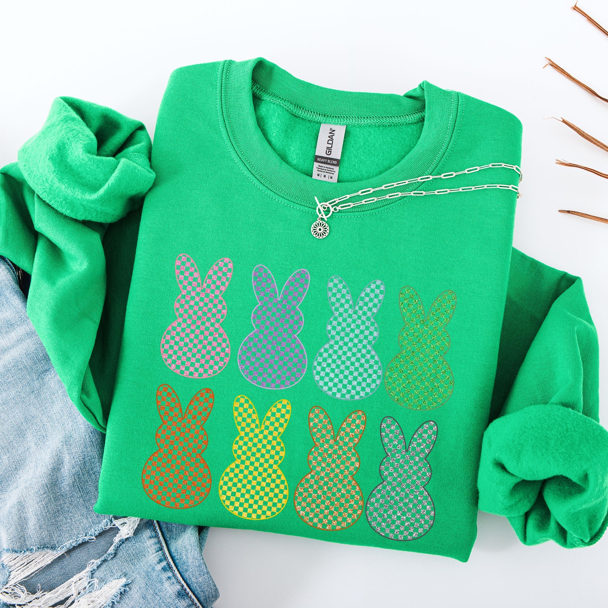 Checkered Faux Glitter Bunnies Easter Jesus Rabbit Holiday Scene Design Sweatshirt