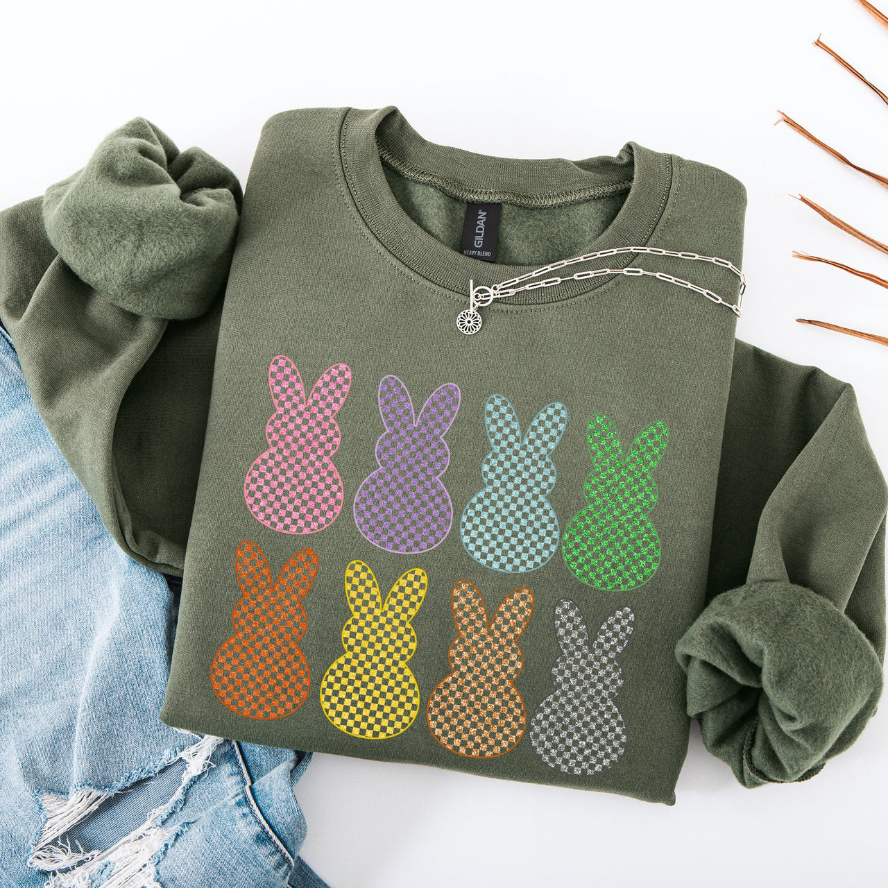 Checkered Faux Glitter Bunnies Easter Jesus Rabbit Holiday Scene Design Sweatshirt