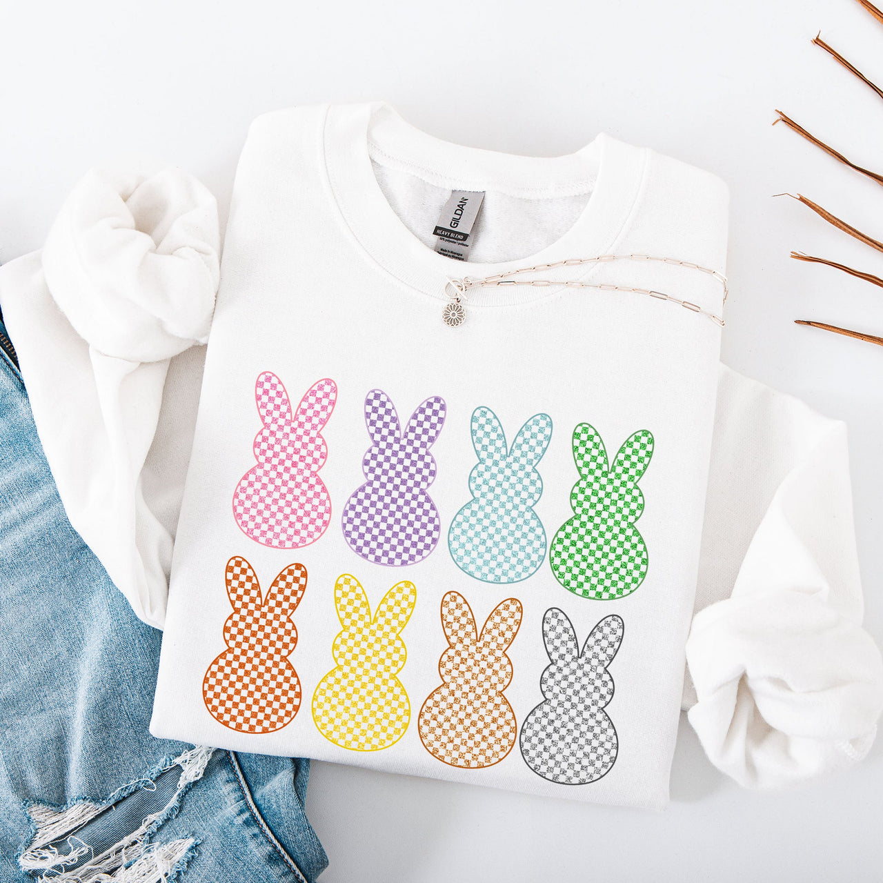 Checkered Faux Glitter Bunnies Easter Jesus Rabbit Holiday Scene Design Sweatshirt