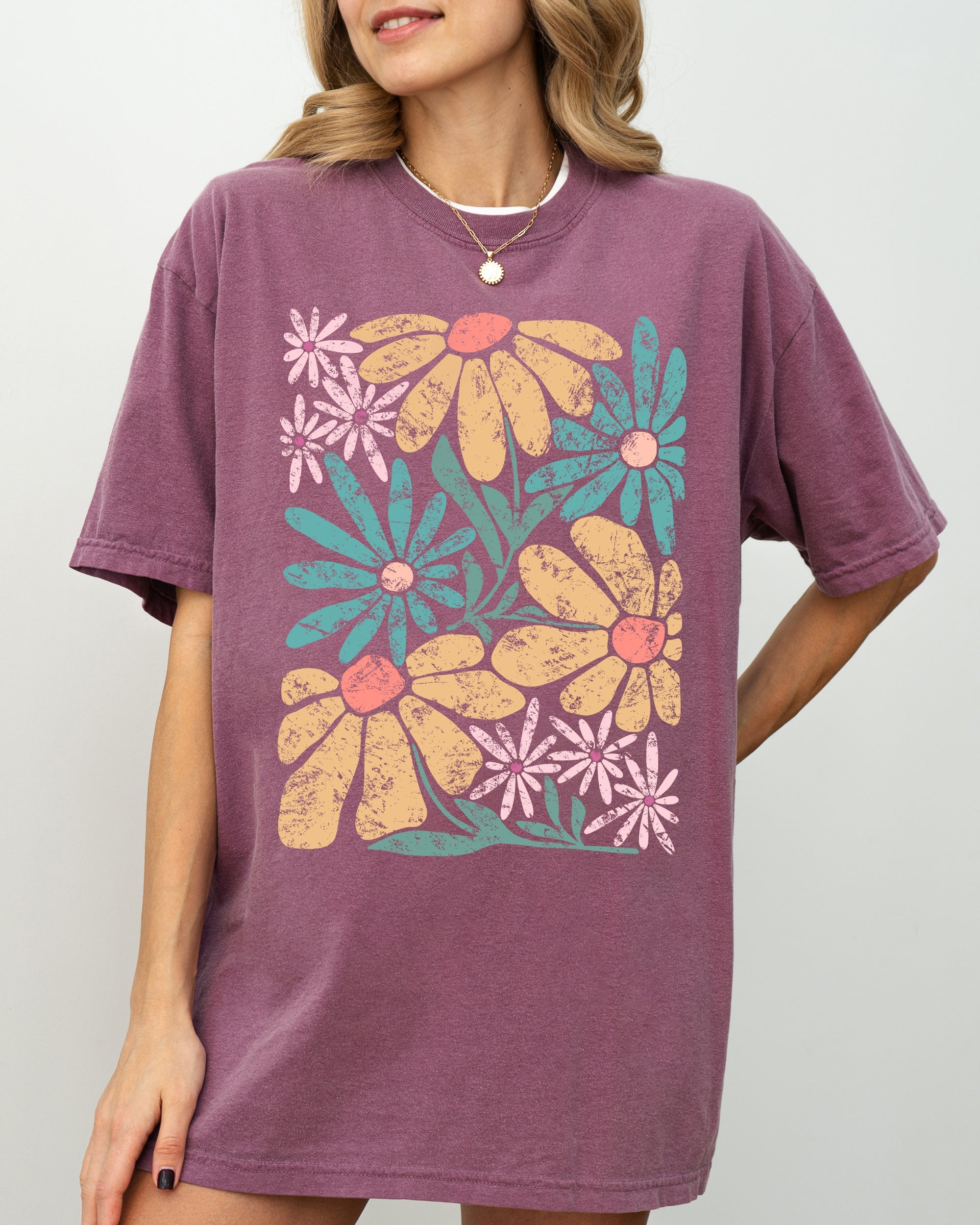 Chic Gorgeous Abstract Flowers Boho Floral Design Summer Vibes Gardening Festival Nature Comfort Colors Tee