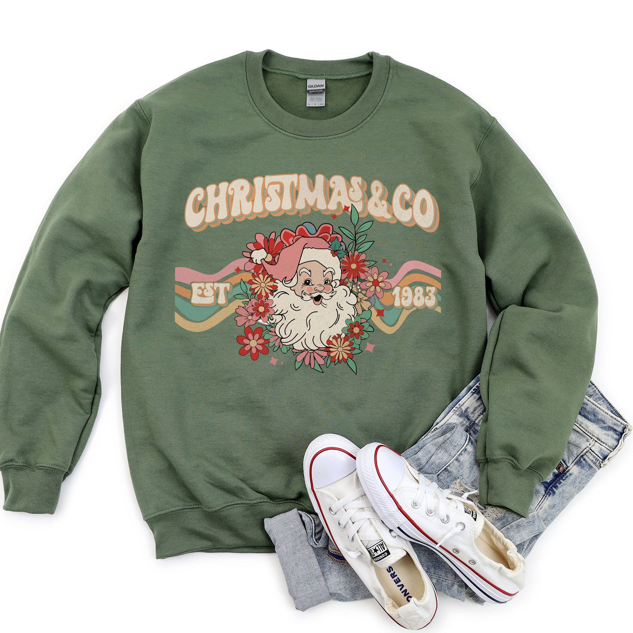 Santa Retro Christmas Graphic Festive Season Holiday Cheer Vintage Logo Sweatshirt