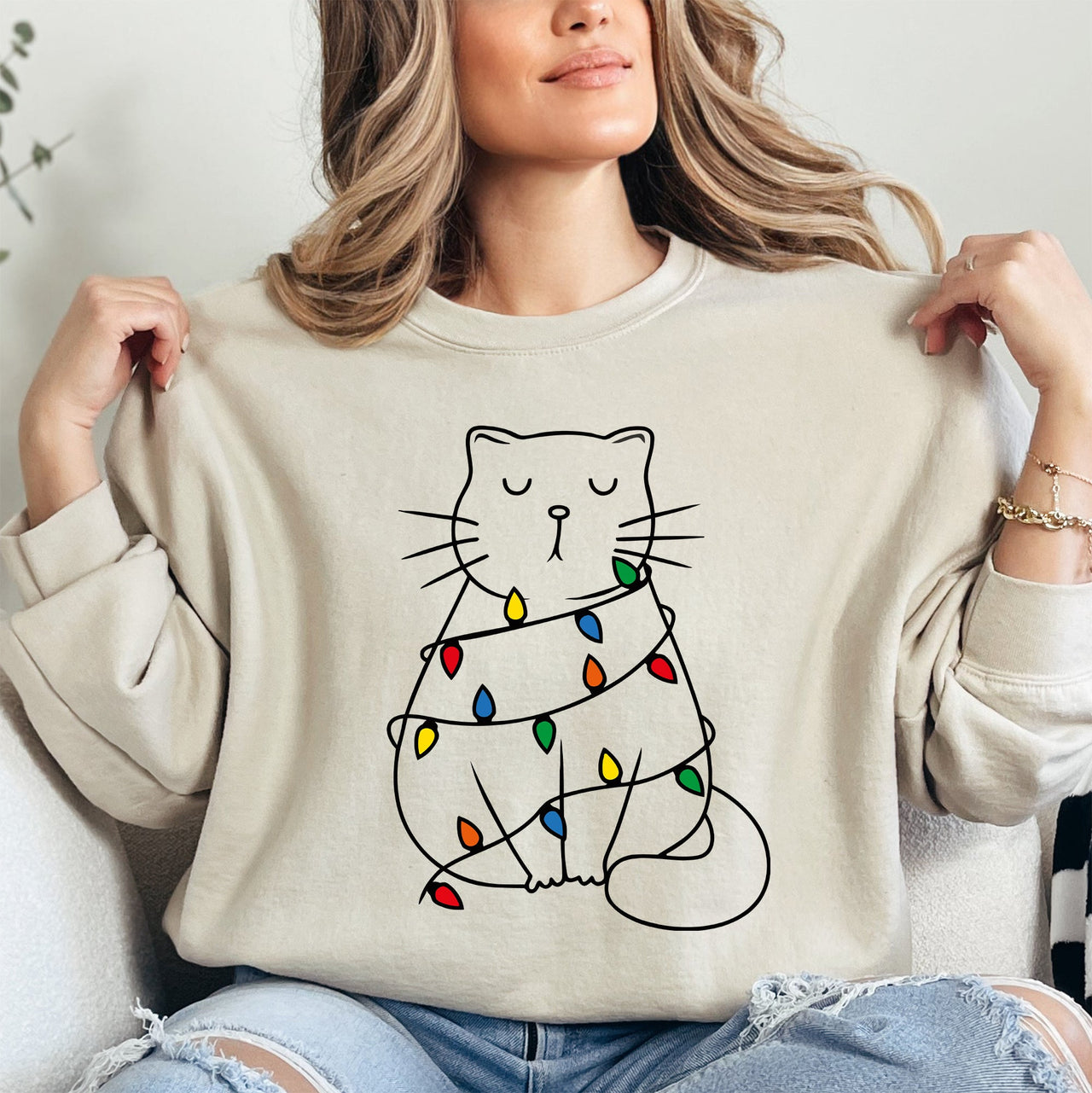 Christmas Cat Lights Santa Feline Cat Lover Festive Holiday Cozy Warm Winter Nights Sweatshirt