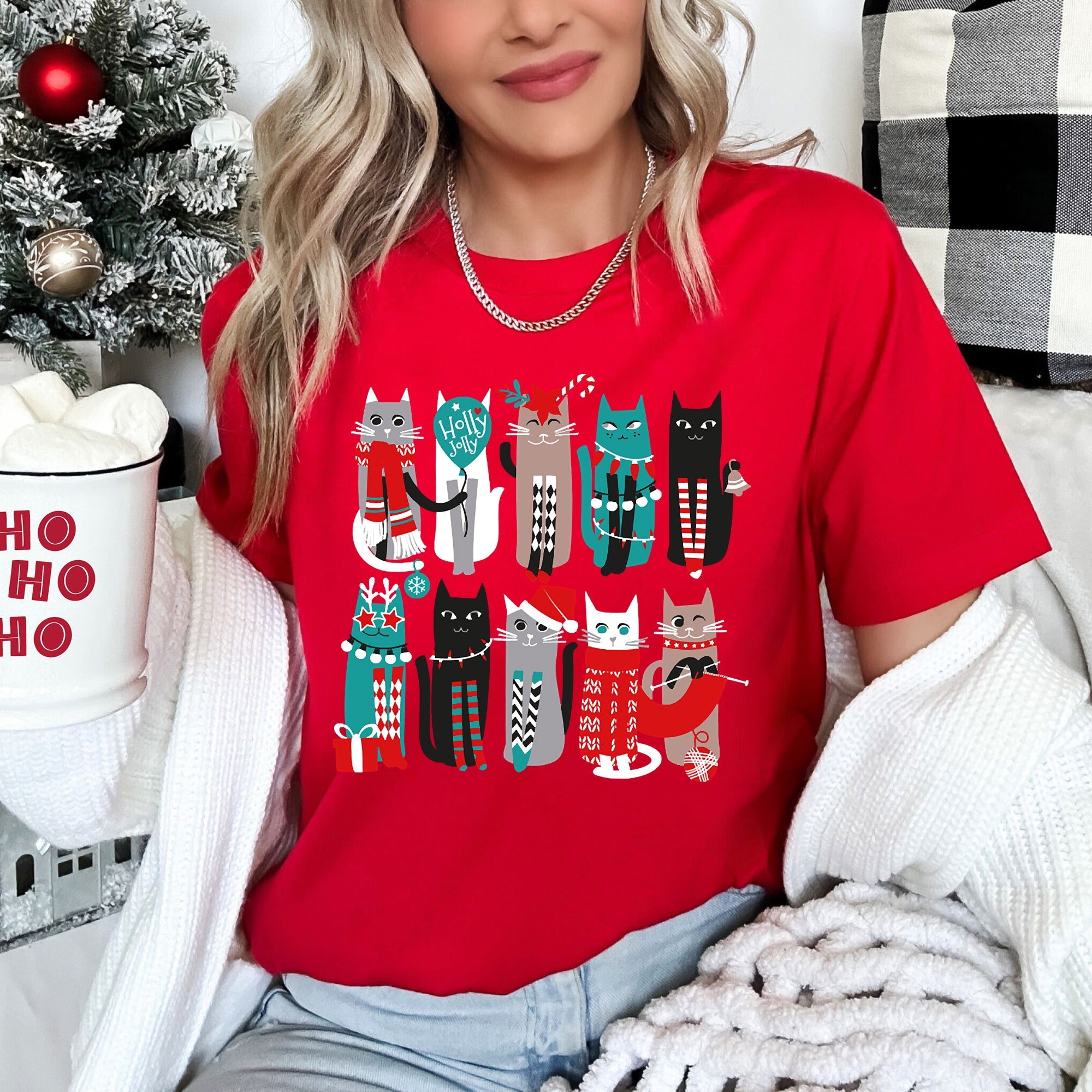 Christmas Cats Festive Feline Graphics For Pet Lovers And Cat Owners Graphic Tee