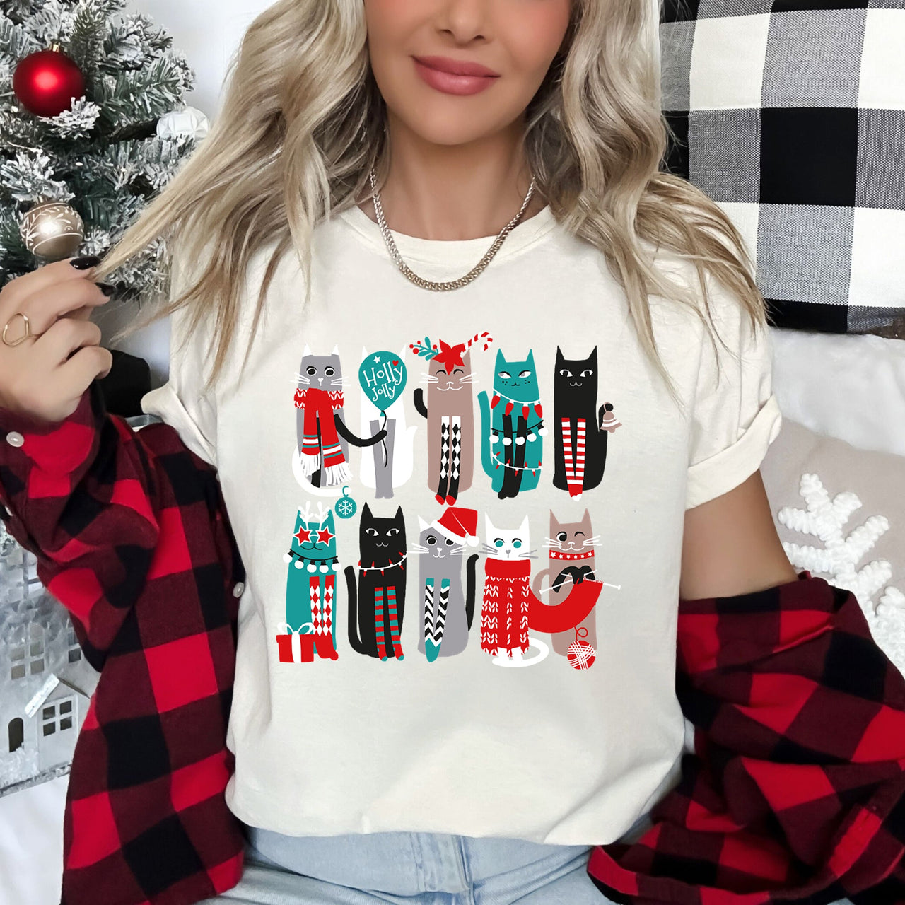 Christmas Cats Festive Feline Graphics For Pet Lovers And Cat Owners Graphic Tee