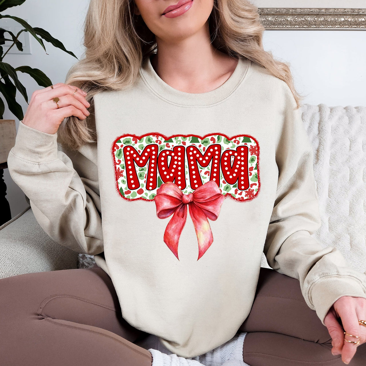 Christmas Mama Ribbon Bows Classic Retro Santa Holiday Cheer Cozy Christmas Sweatshirt
