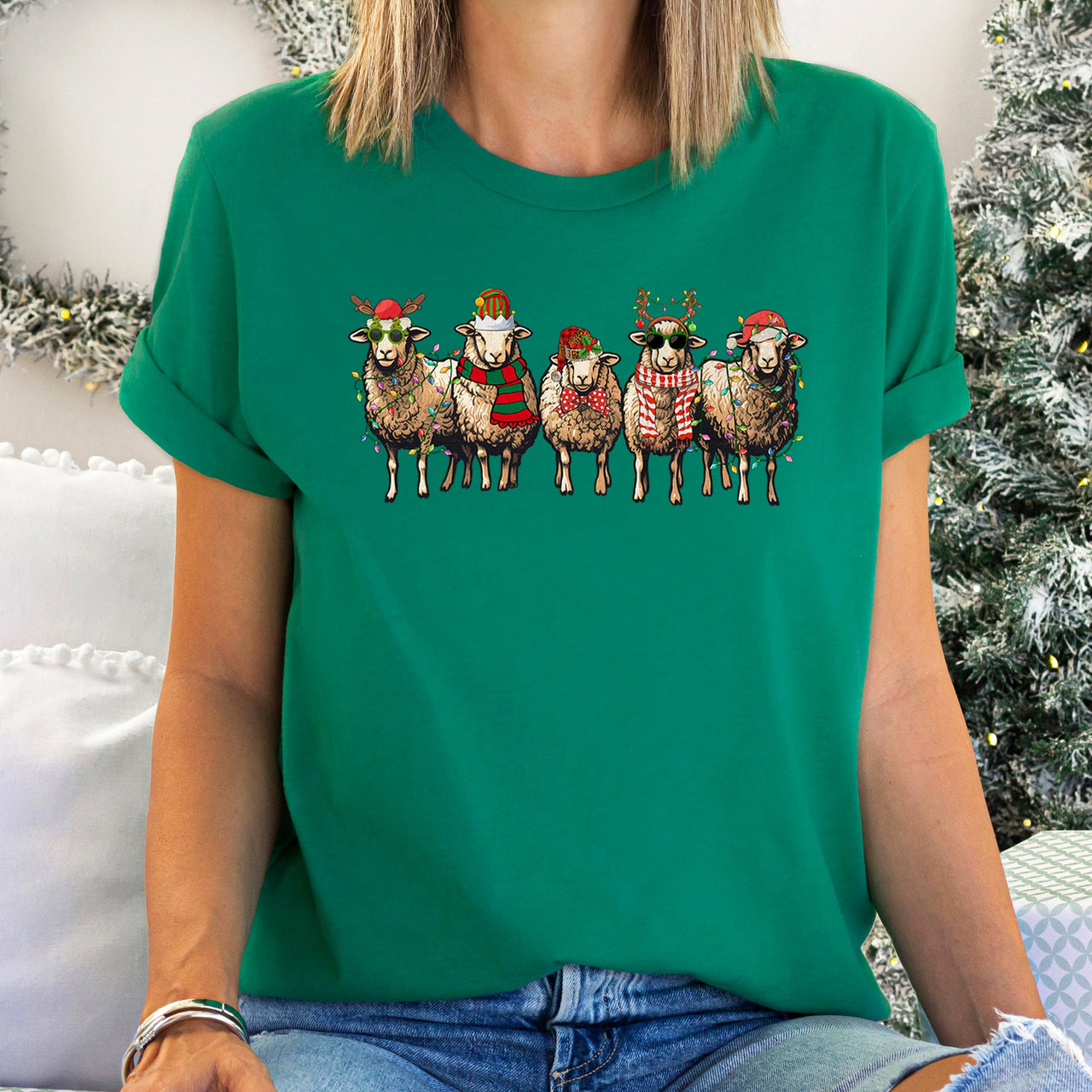 Christmas Sheep Santa Farm Life Lovers Edition For Sheep Enthusiasts And Holiday Decor Fans Graphic Tee