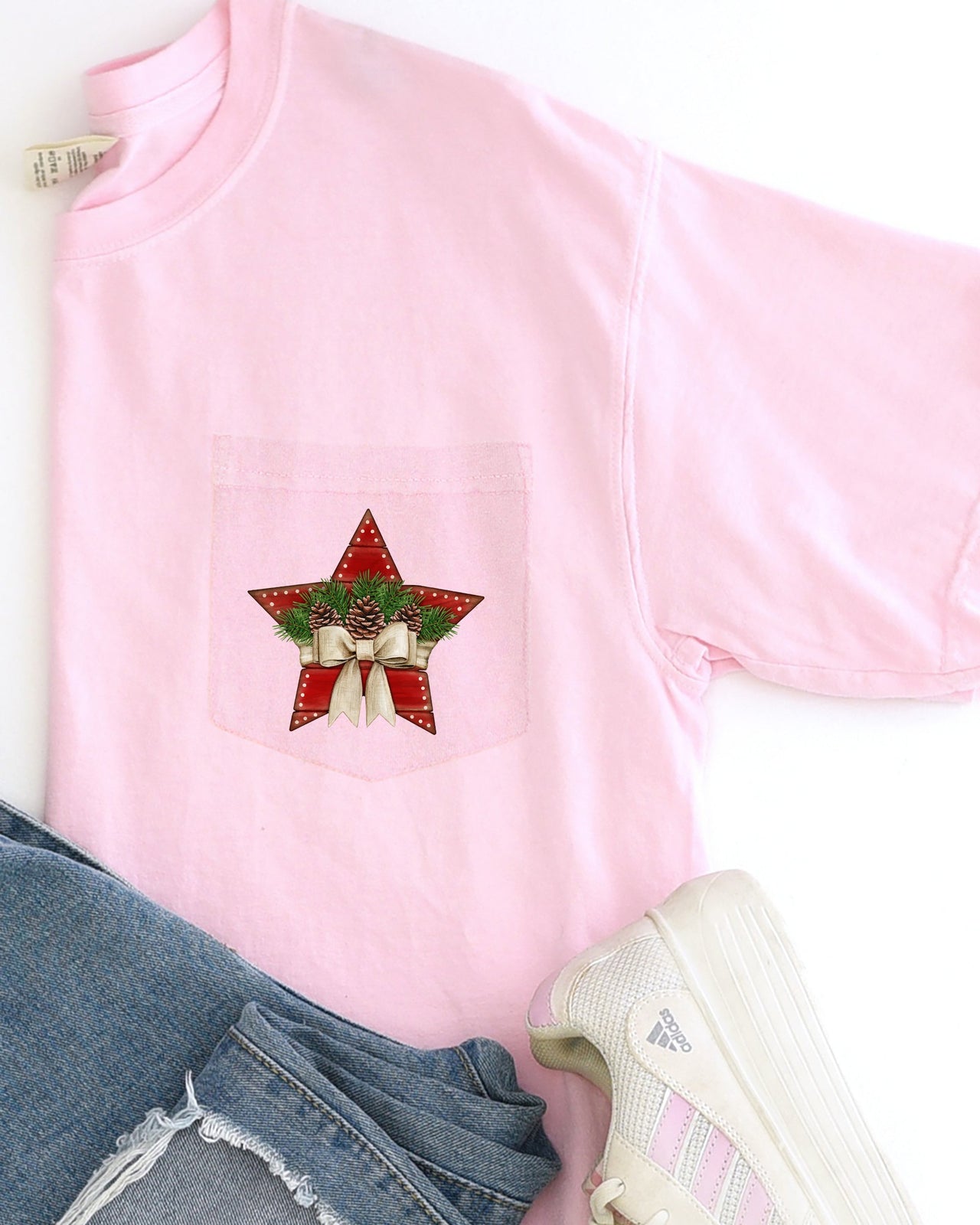 Christmas Star Pocket With Pine Cones And Ribbon Winter Snow Santa Scene Comfort Colors Tee