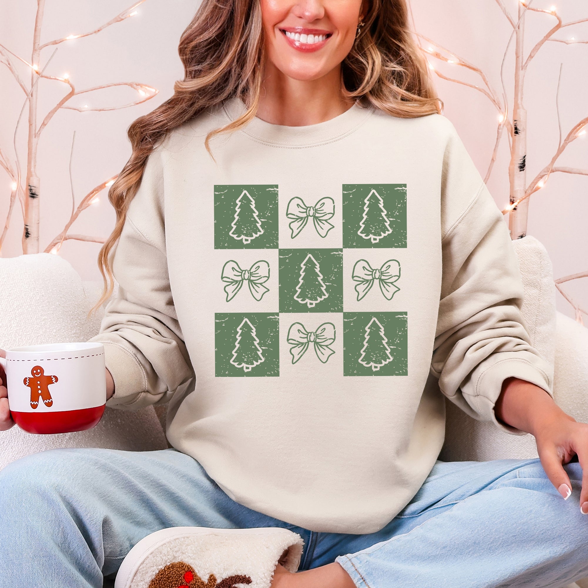 Christmas Geese Retro Cozy Winter Checkered Bows Tree Pattern Vintage Sweatshirt