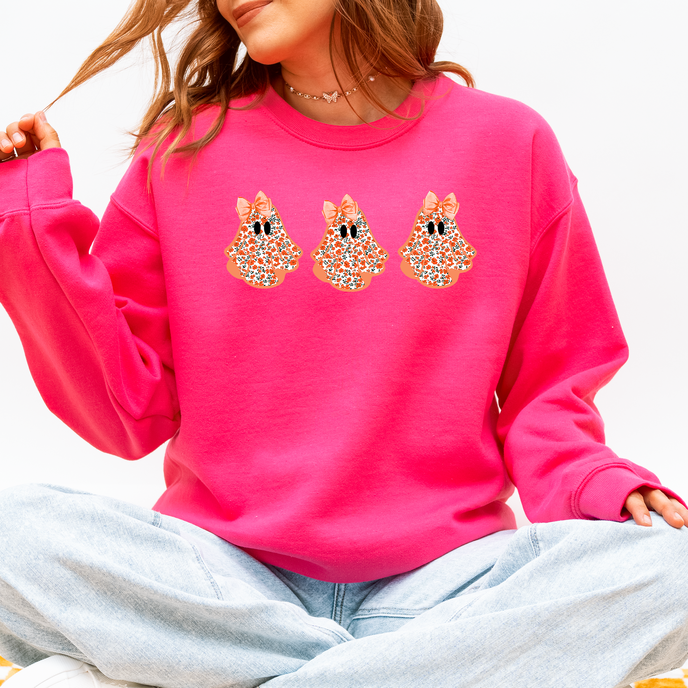 Cute Halloween Ghosts Pattern Coquette Cozy Autumn Nights Spooky Seasonal Print Collection Sweatshirt