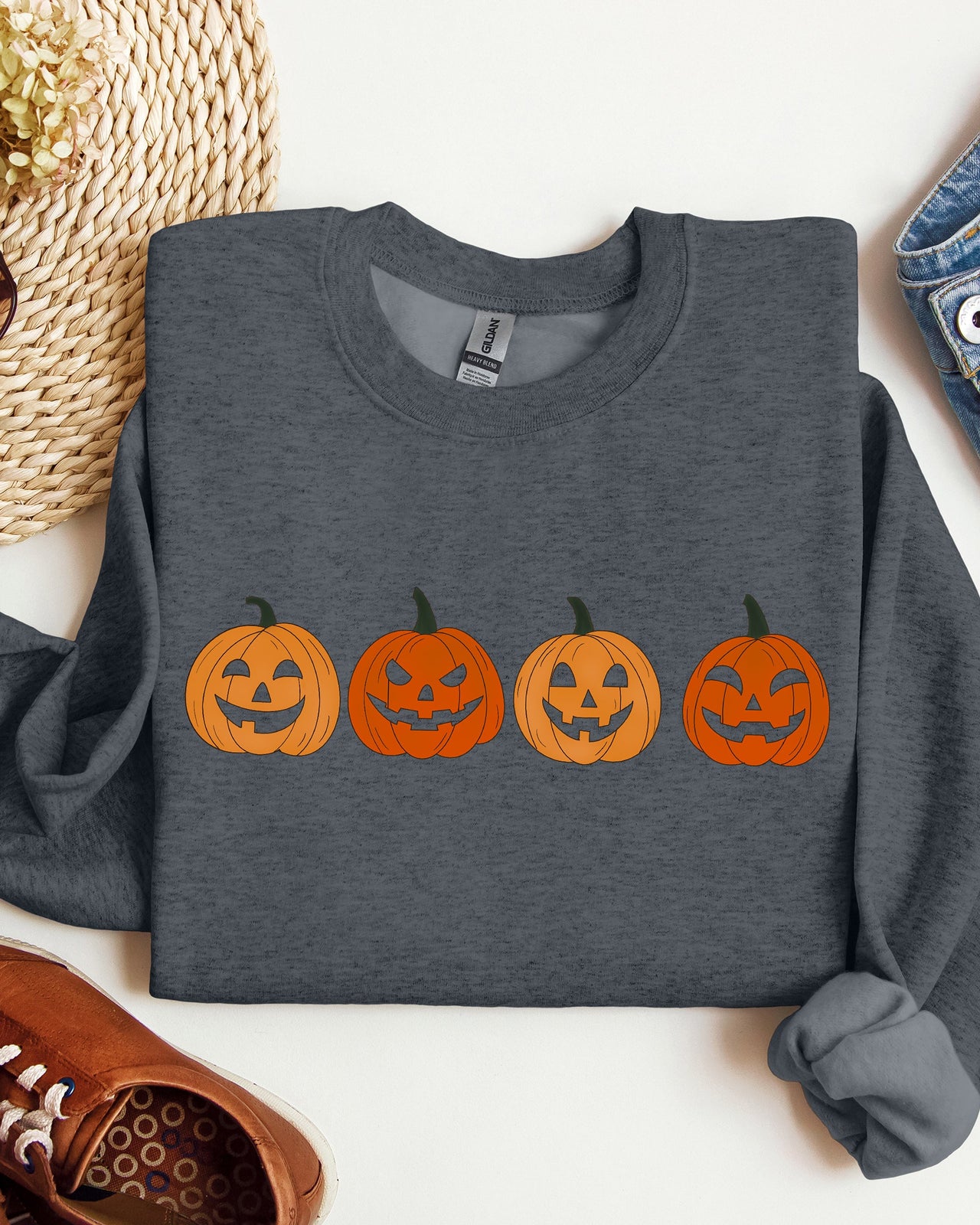 Cute Mini Pumpkins Jack-O-Lanterns Retro Halloween Fall Autumn Harvest Cozy Nostalgic Seasonal Sweatshirt