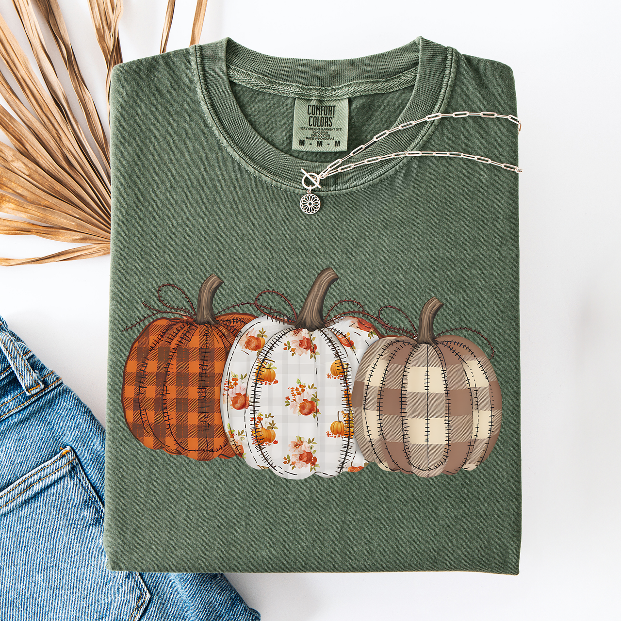 Cute Patterned Pumpkins Halloween Autumn Plaid Cozy Festive Seasonal Comfort Colors Tee