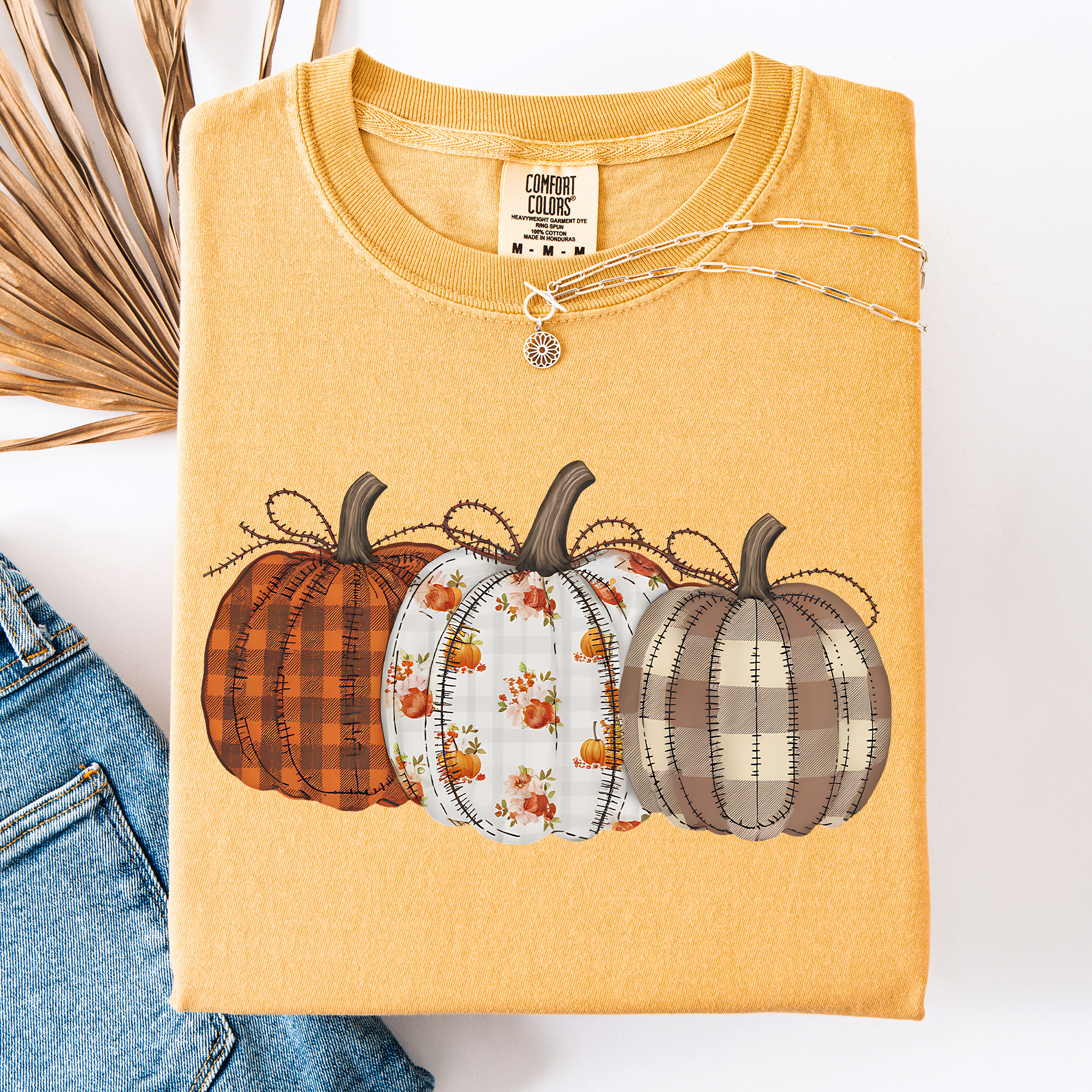 Cute Patterned Pumpkins Halloween Autumn Plaid Cozy Festive Seasonal Comfort Colors Tee