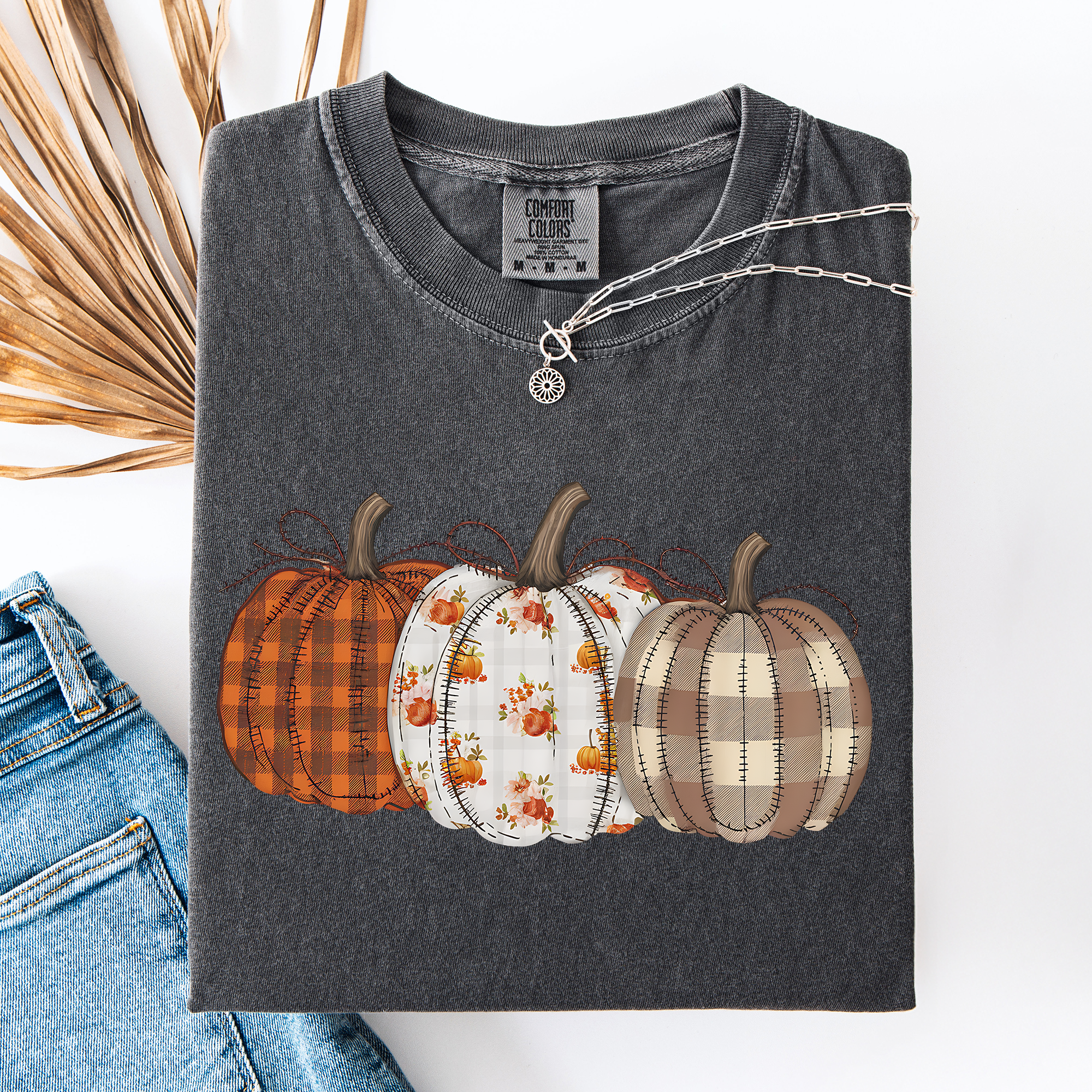 Cute Patterned Pumpkins Halloween Autumn Plaid Cozy Festive Seasonal Comfort Colors Tee
