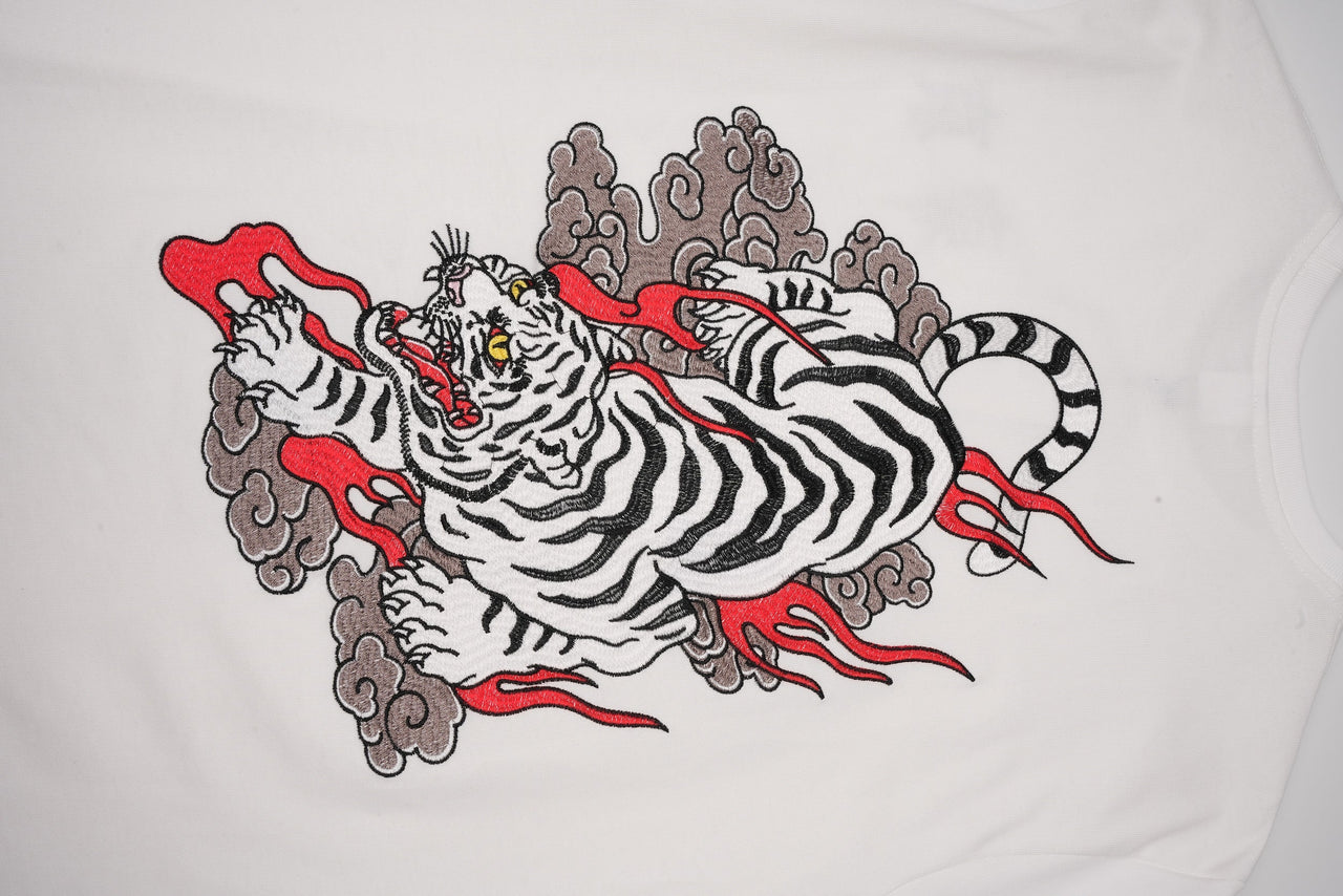 ET523 White Cloud Tiger Embroidered Tee