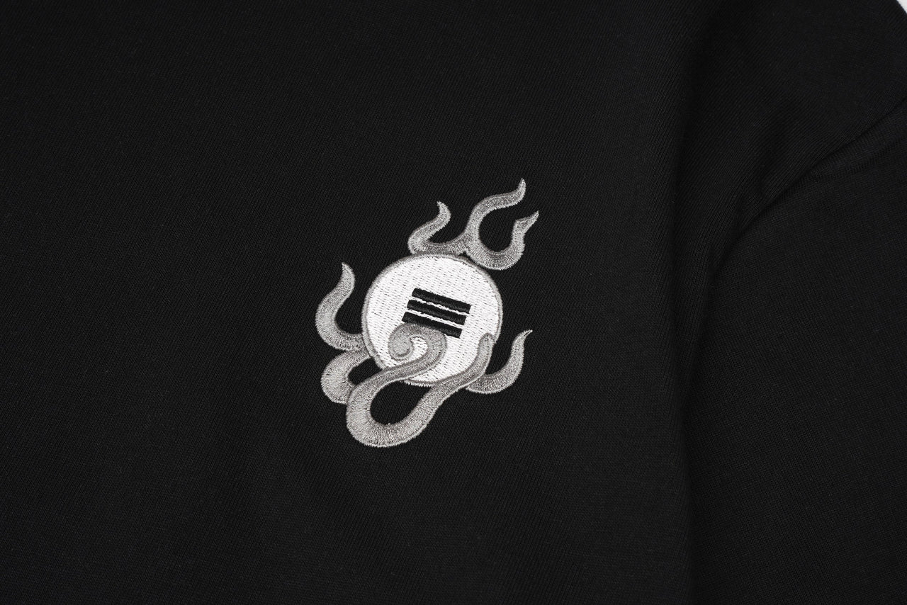 ET525 Kirin Embroidered Tee
