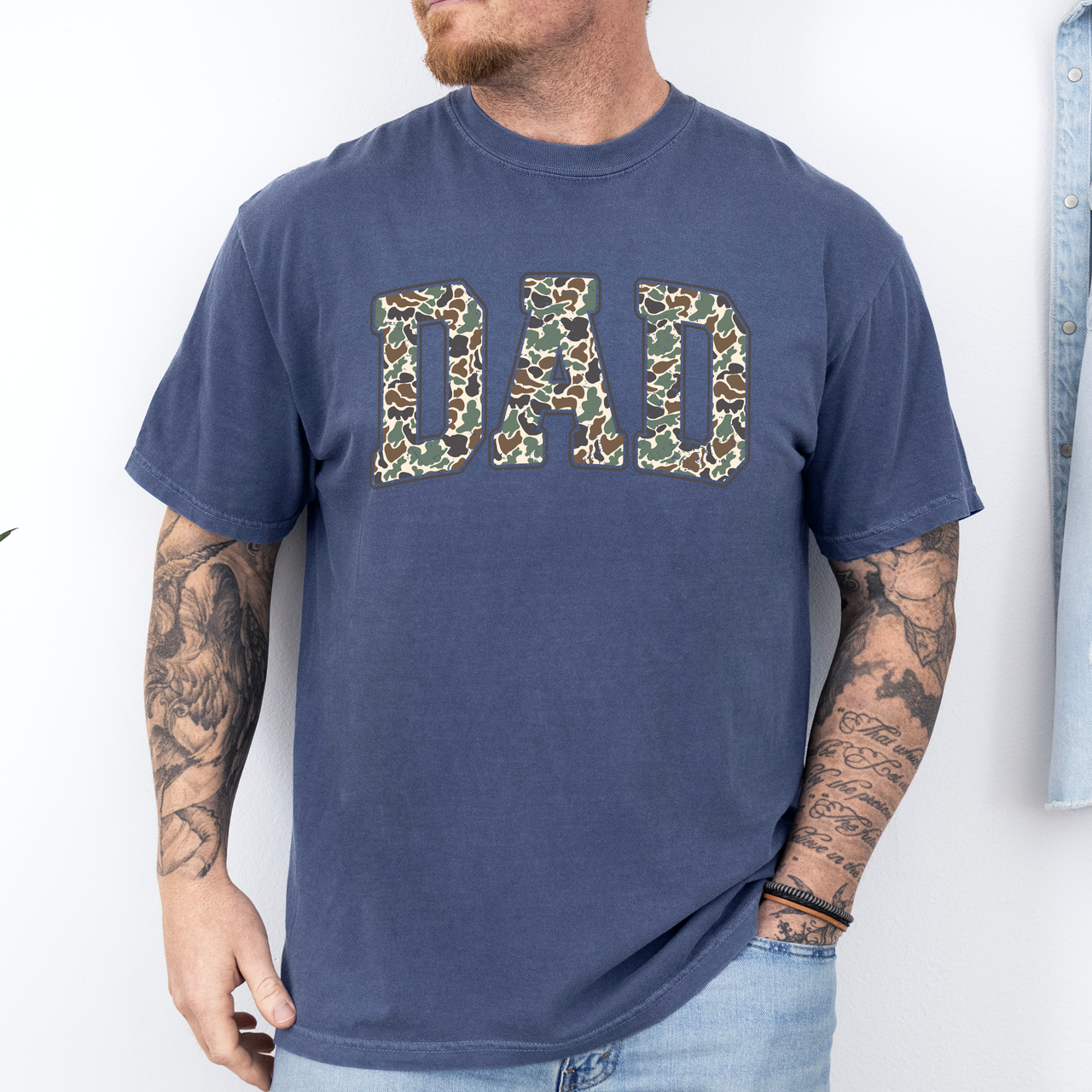 Dad's Camo Classic Old School Camouflage Outdoorsman Tribute For Fathers Husbands Brothers And Dads Comfort Colors Tee