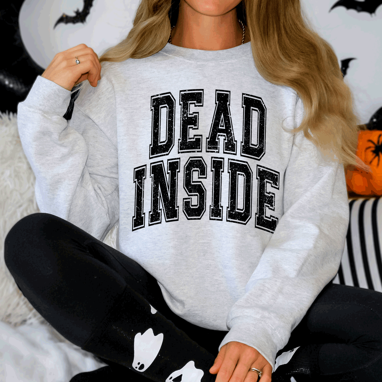 Dead Inside Mood Halloween Vibes Autumn Night Fashion Statement Cozy Graphic Edition Sweatshirt
