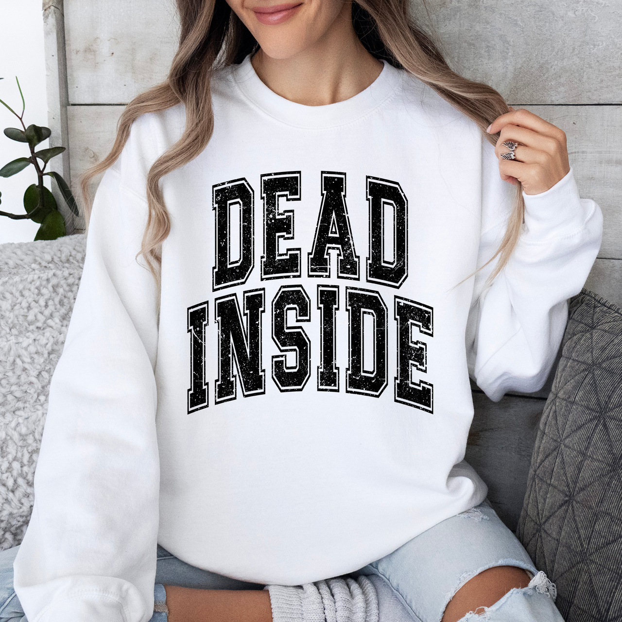 Dead Inside Mood Halloween Vibes Autumn Night Fashion Statement Cozy Graphic Edition Sweatshirt