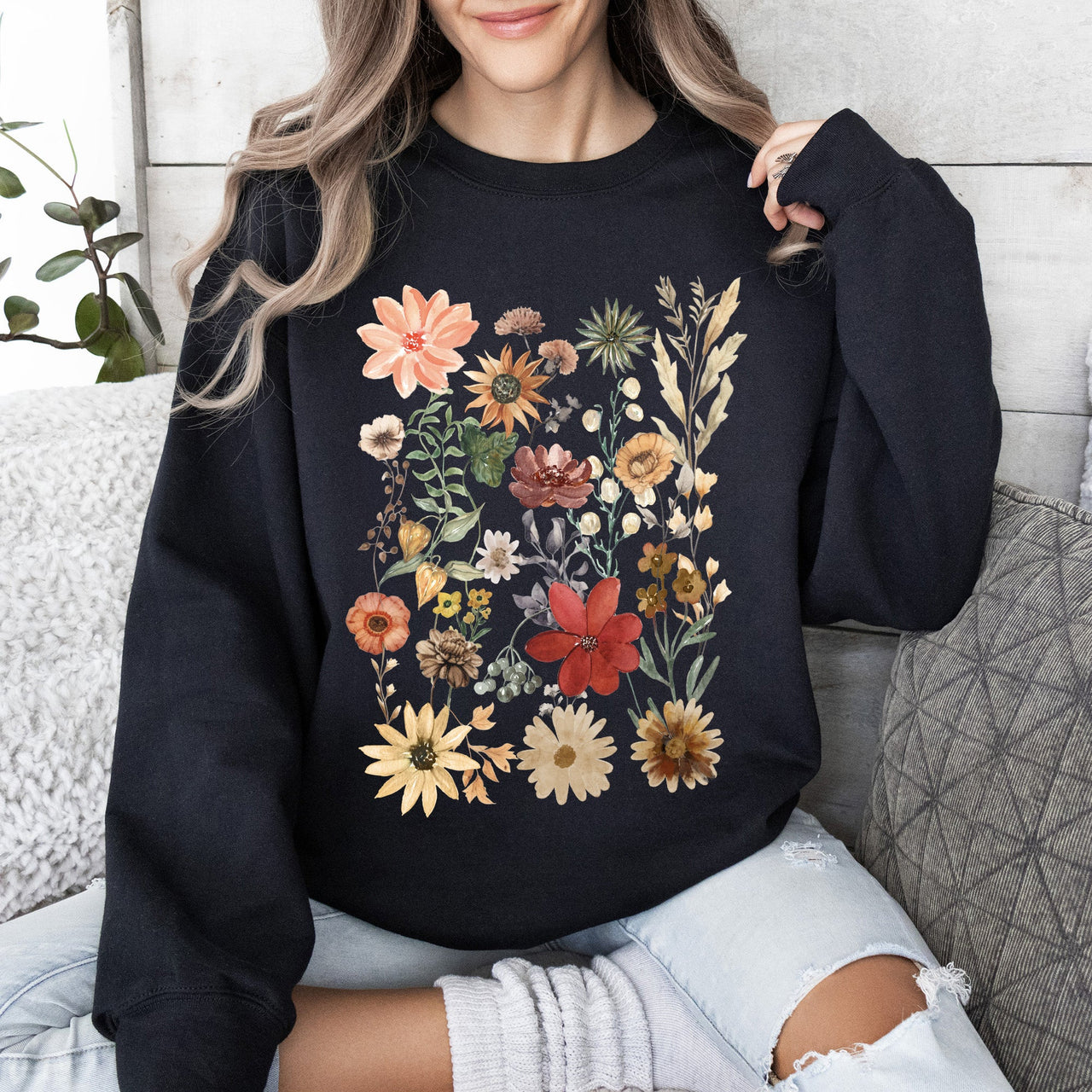 Dried Wildflower Meadow Nature Floral Pressed Leaves Botanical Garden Calm Morning Sweatshirt