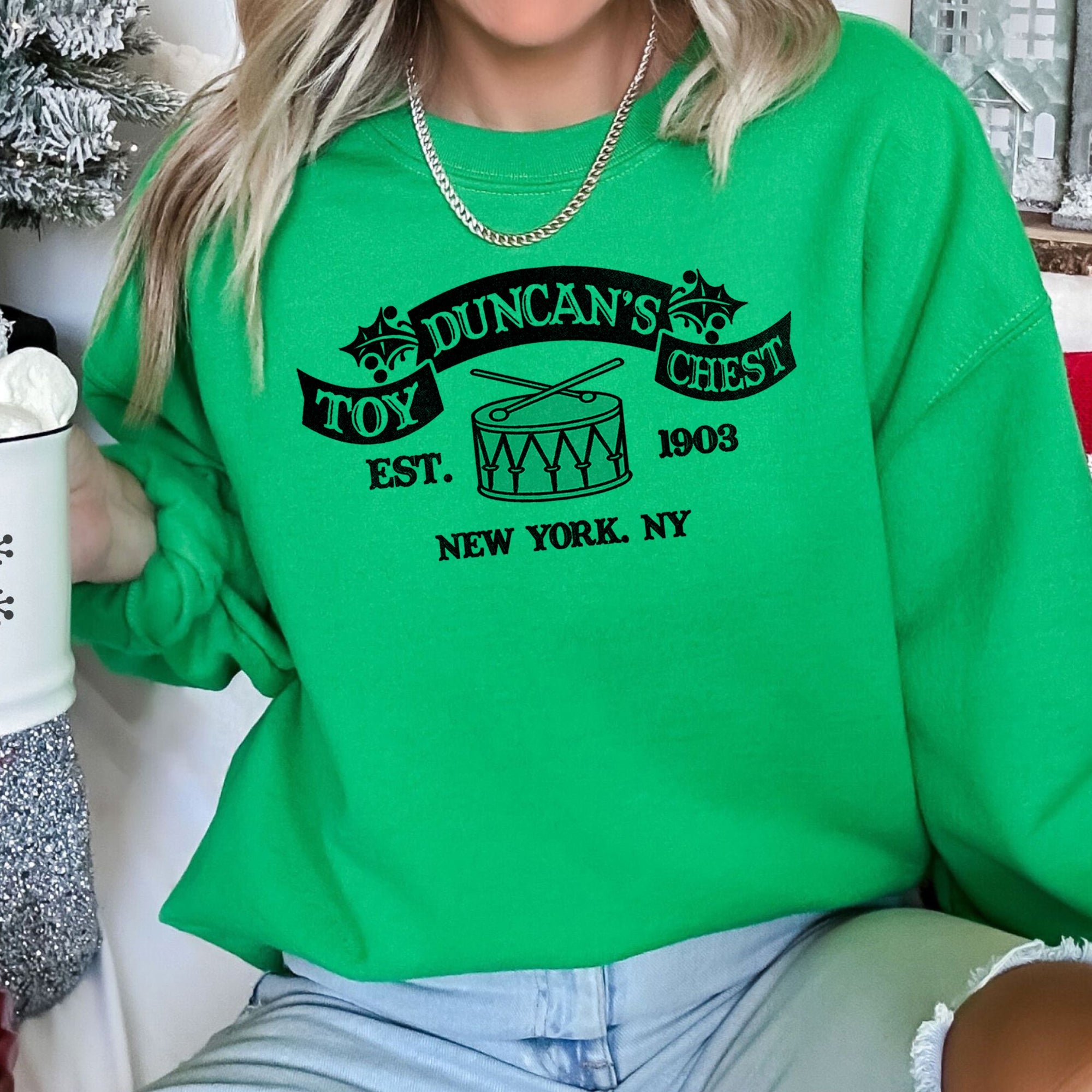 Duncan's Toy Chest Home Alone Christmas Nostalgia Edition Limited Holiday Collectible Print Sweatshirt