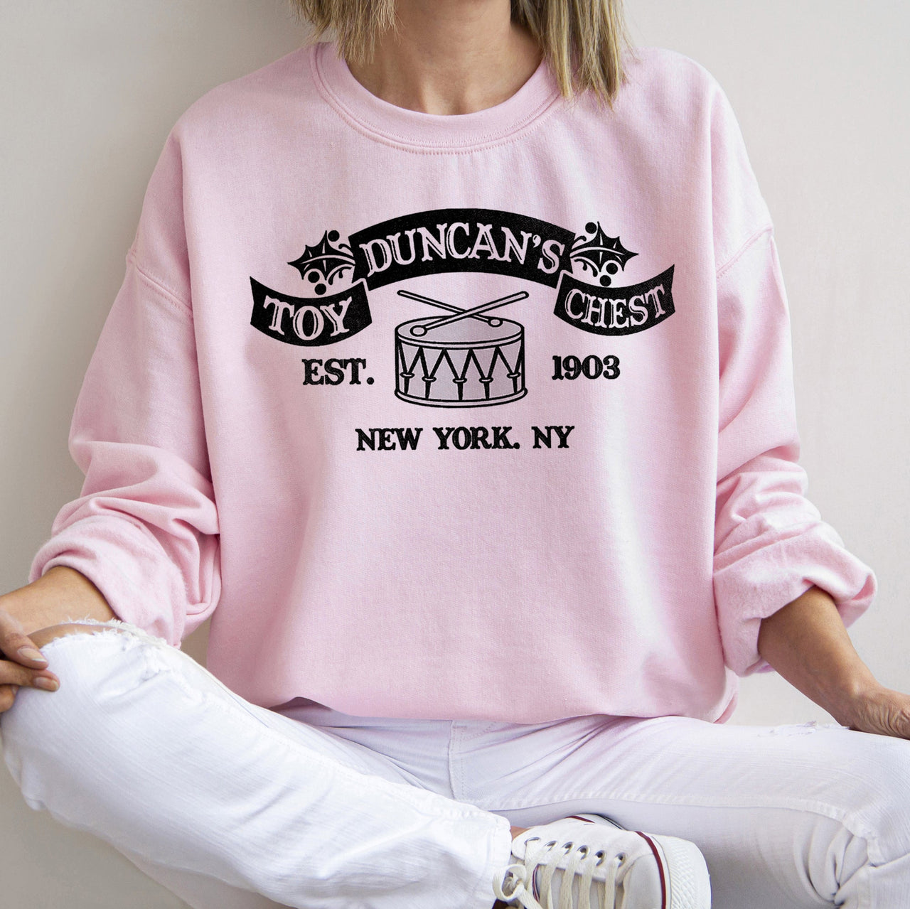 Duncan's Toy Chest Home Alone Christmas Nostalgia Edition Limited Holiday Collectible Print Sweatshirt