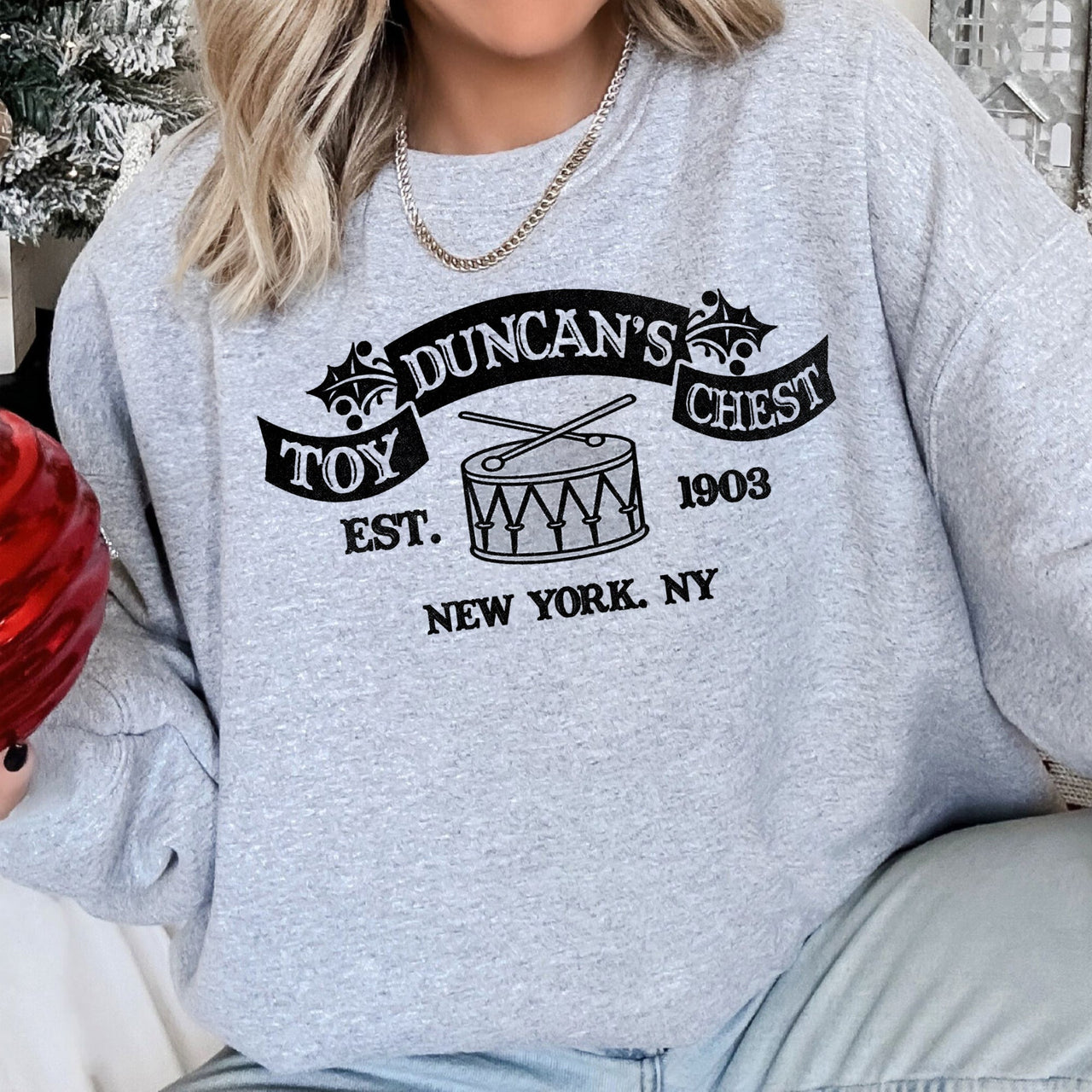 Duncan's Toy Chest Home Alone Christmas Nostalgia Edition Limited Holiday Collectible Print Sweatshirt