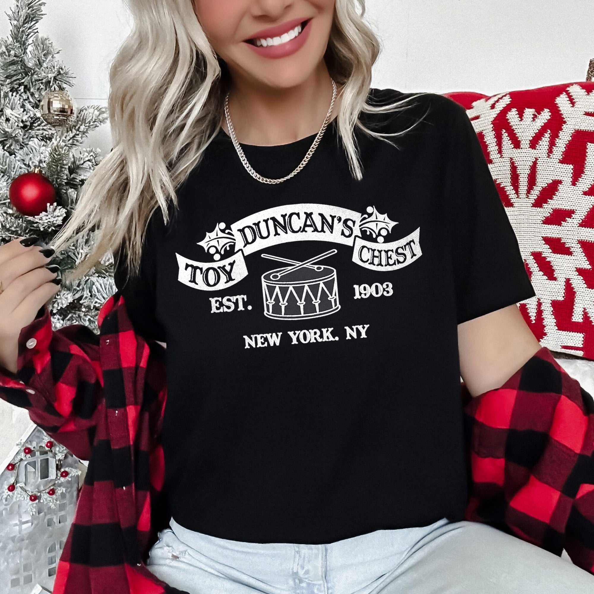 Duncan's Toy Chest Home Alone Christmas Movie Iconic Scene Memorabilia Fan Art Graphic Tee